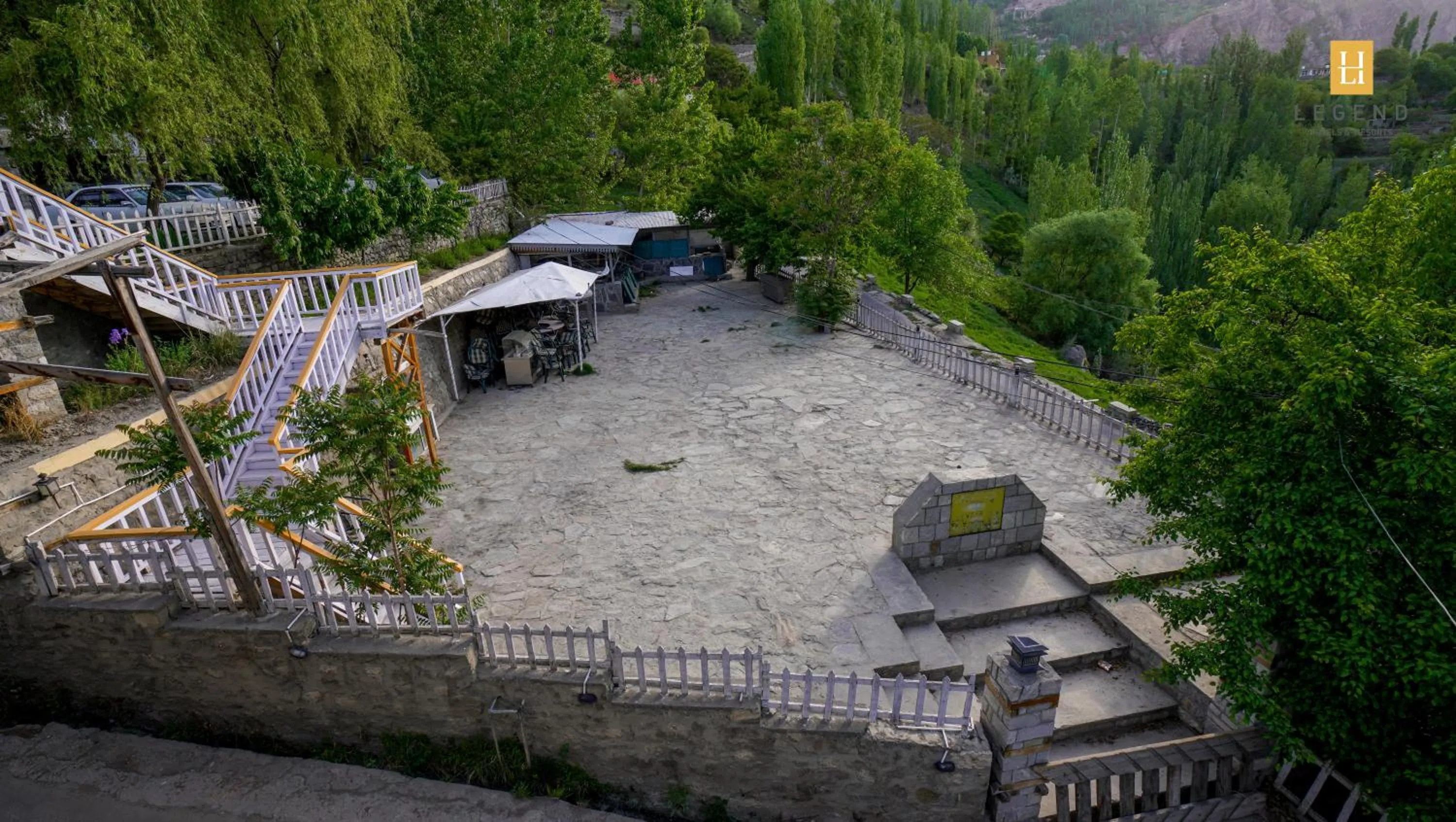 Restaurant/places to eat in Legend Hotel Hunza