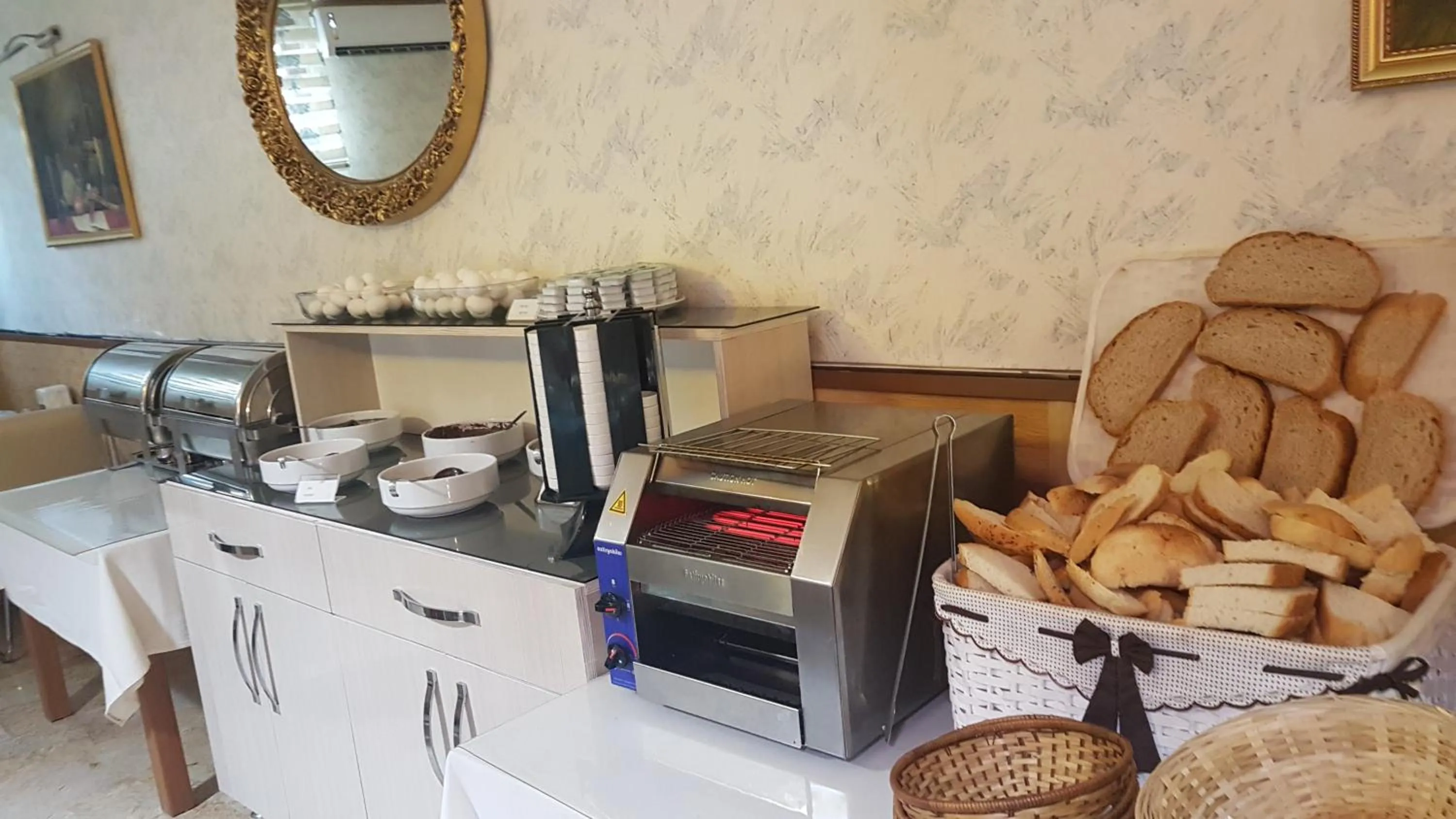 Food close-up in Selimiye Palace