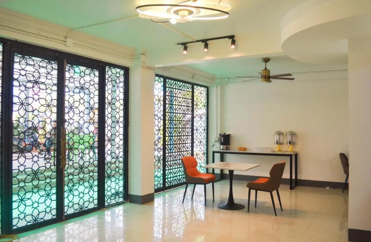 Apollo Vientiane Hotel