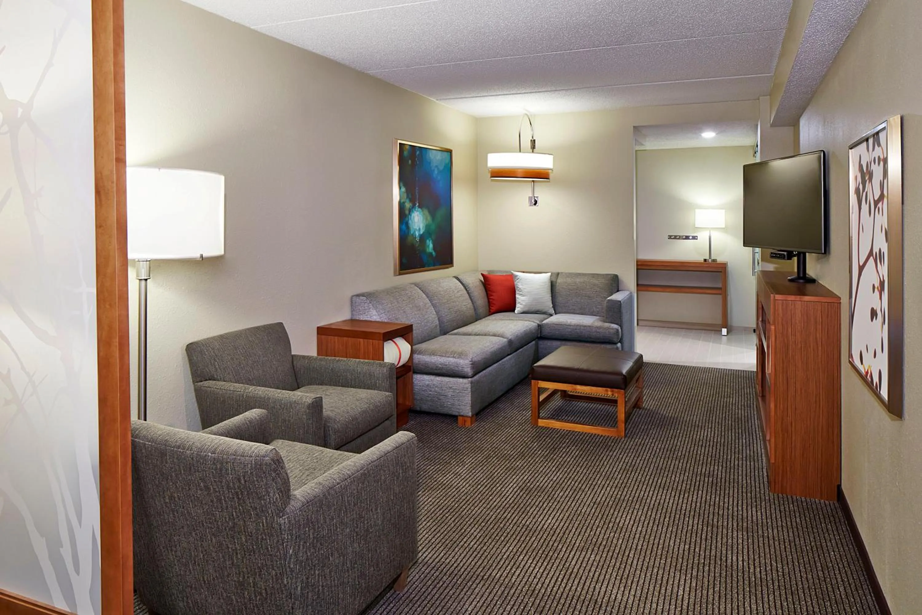 Seating area in Hyatt Place Lansing-East