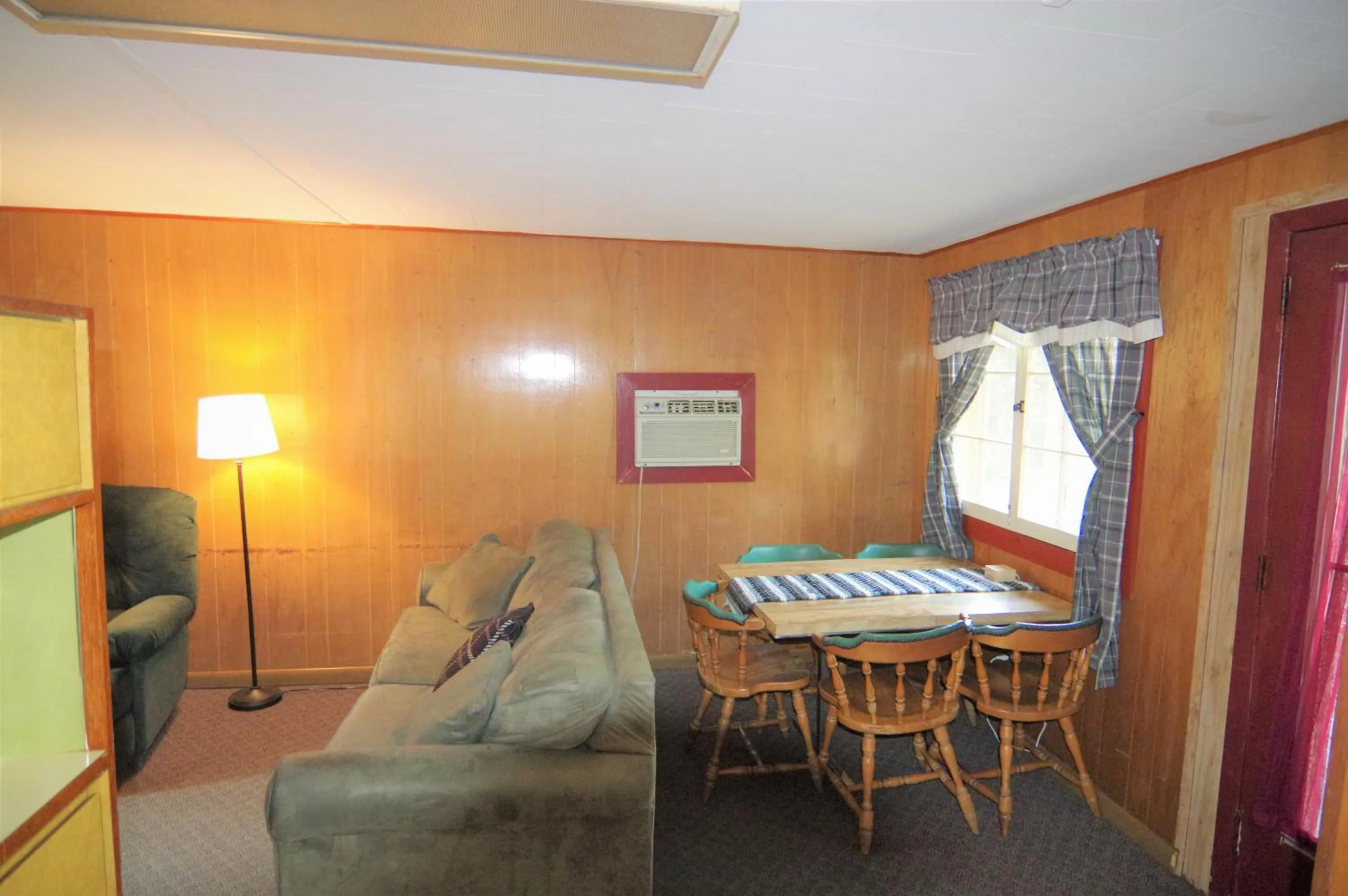 Cramers Point Lake Breeze