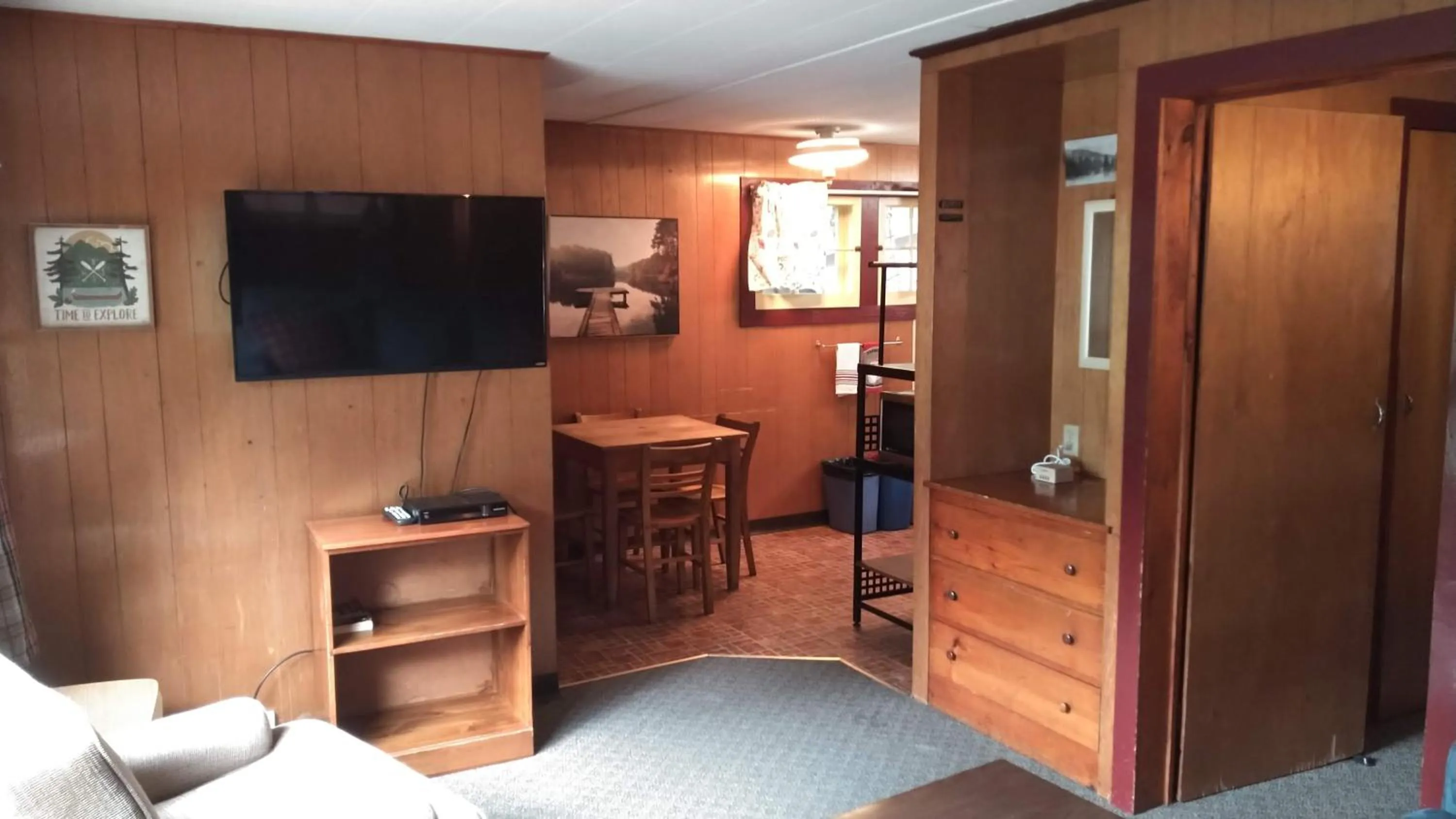 Cramers Point Lake Breeze