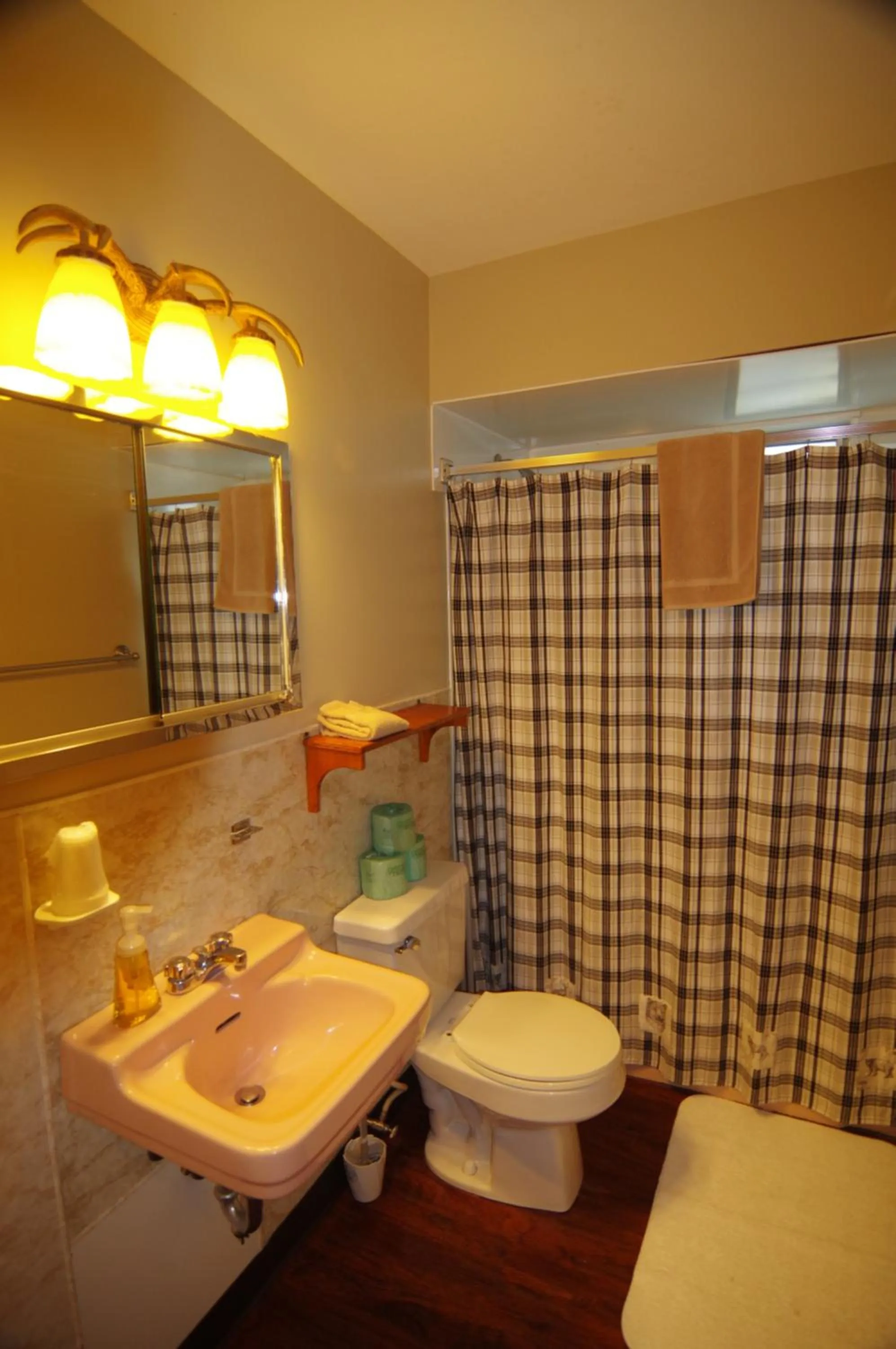 Cramers Point Lake Breeze