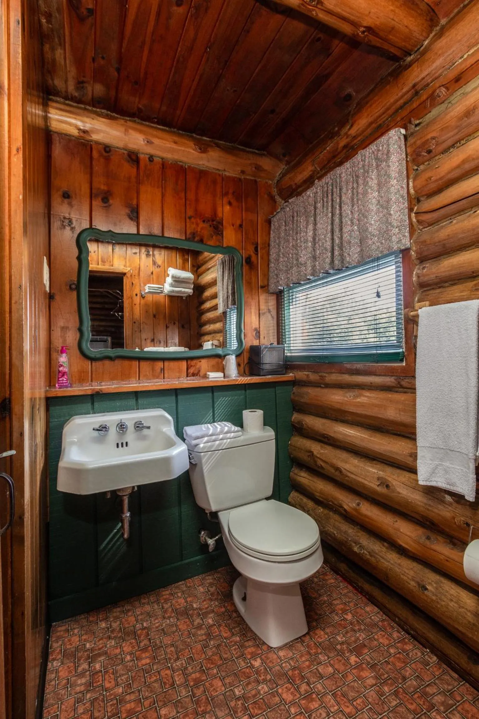 Cramers Point Lake Breeze