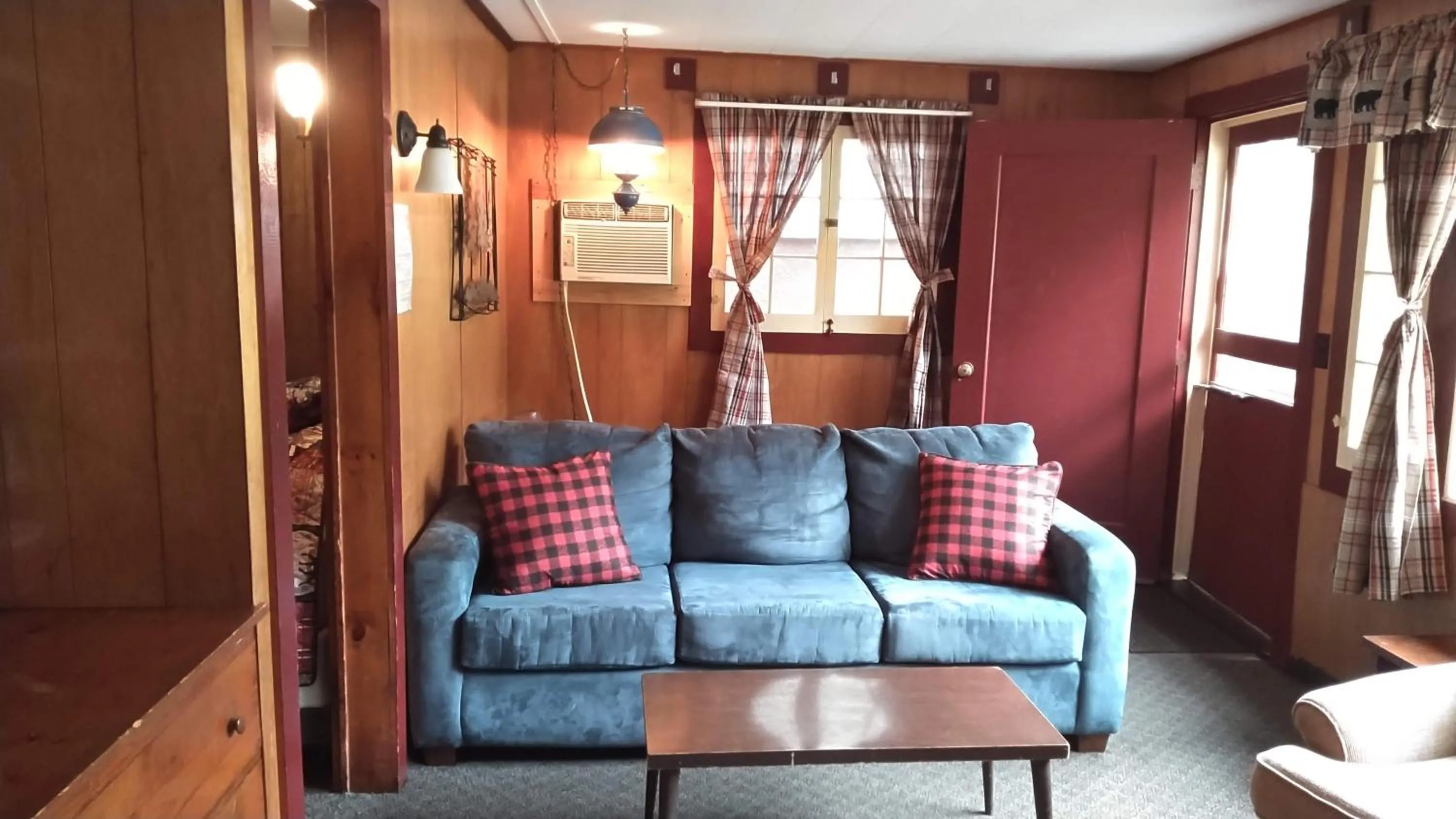 Cramers Point Lake Breeze