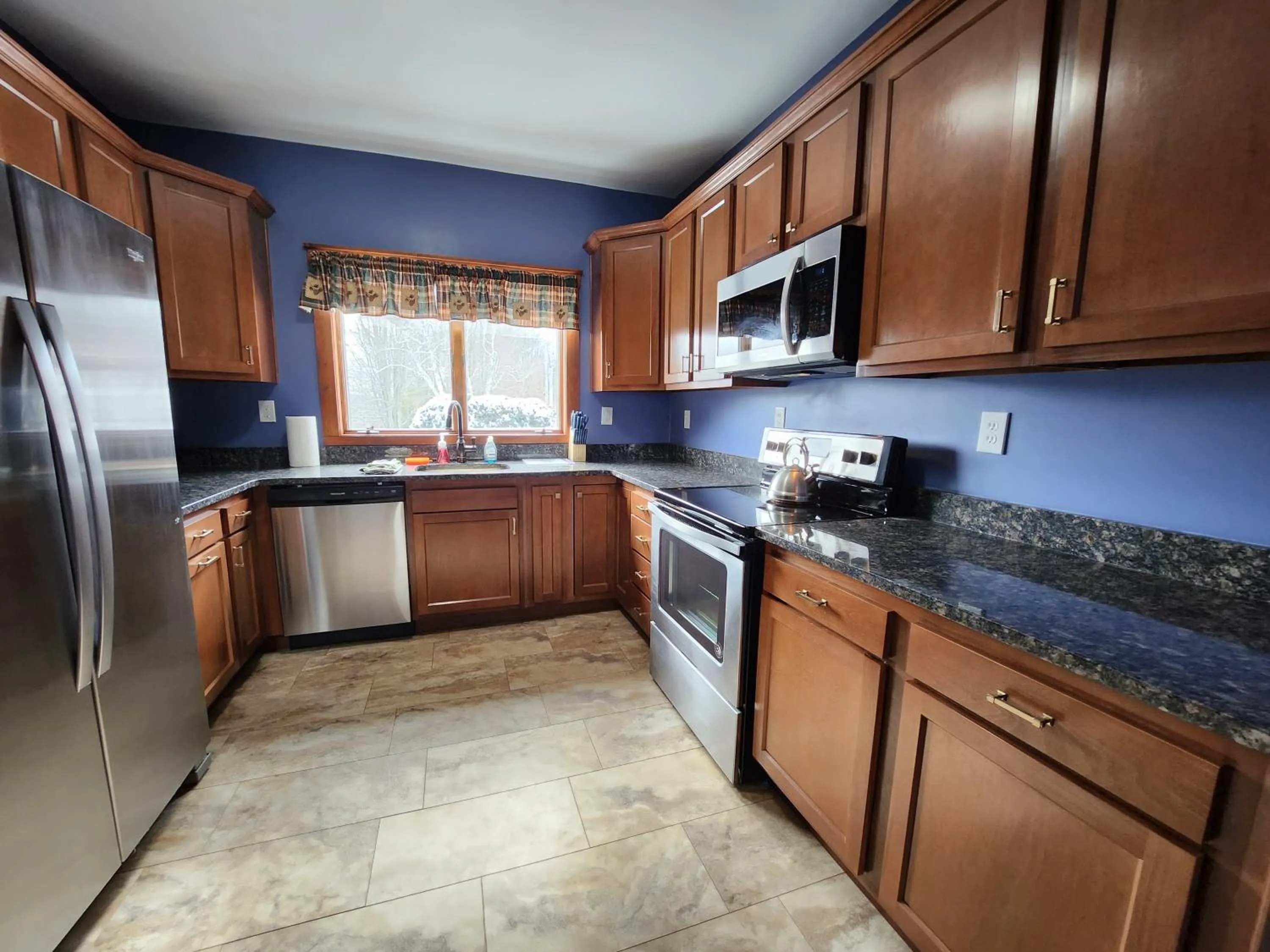 Cramers Point Lake Breeze