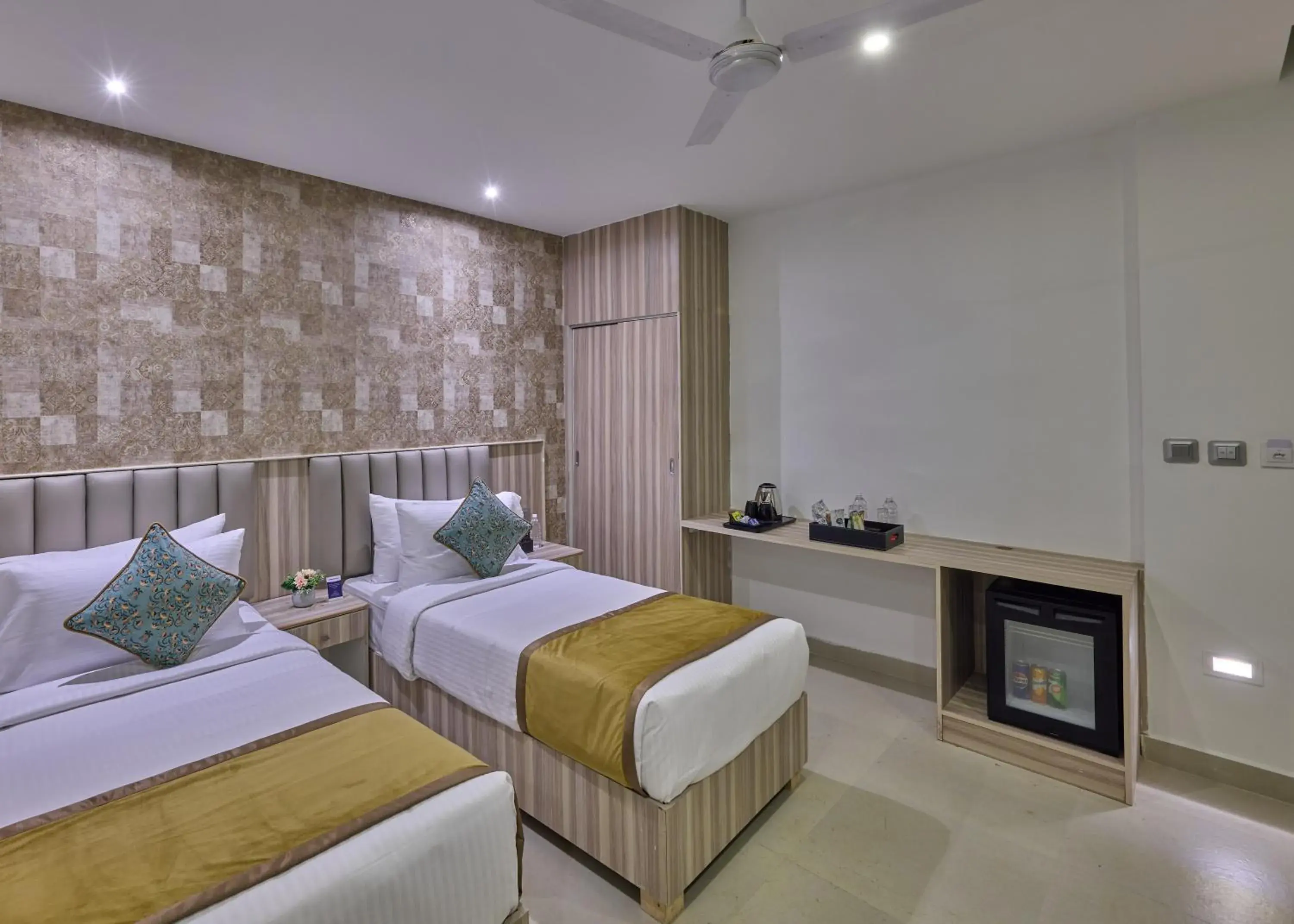 Deluxe Twin Room - single occupancy in Grand Continent T Nagar Deluxe Twin Room - single occupancy in Grand Continent T Nagar