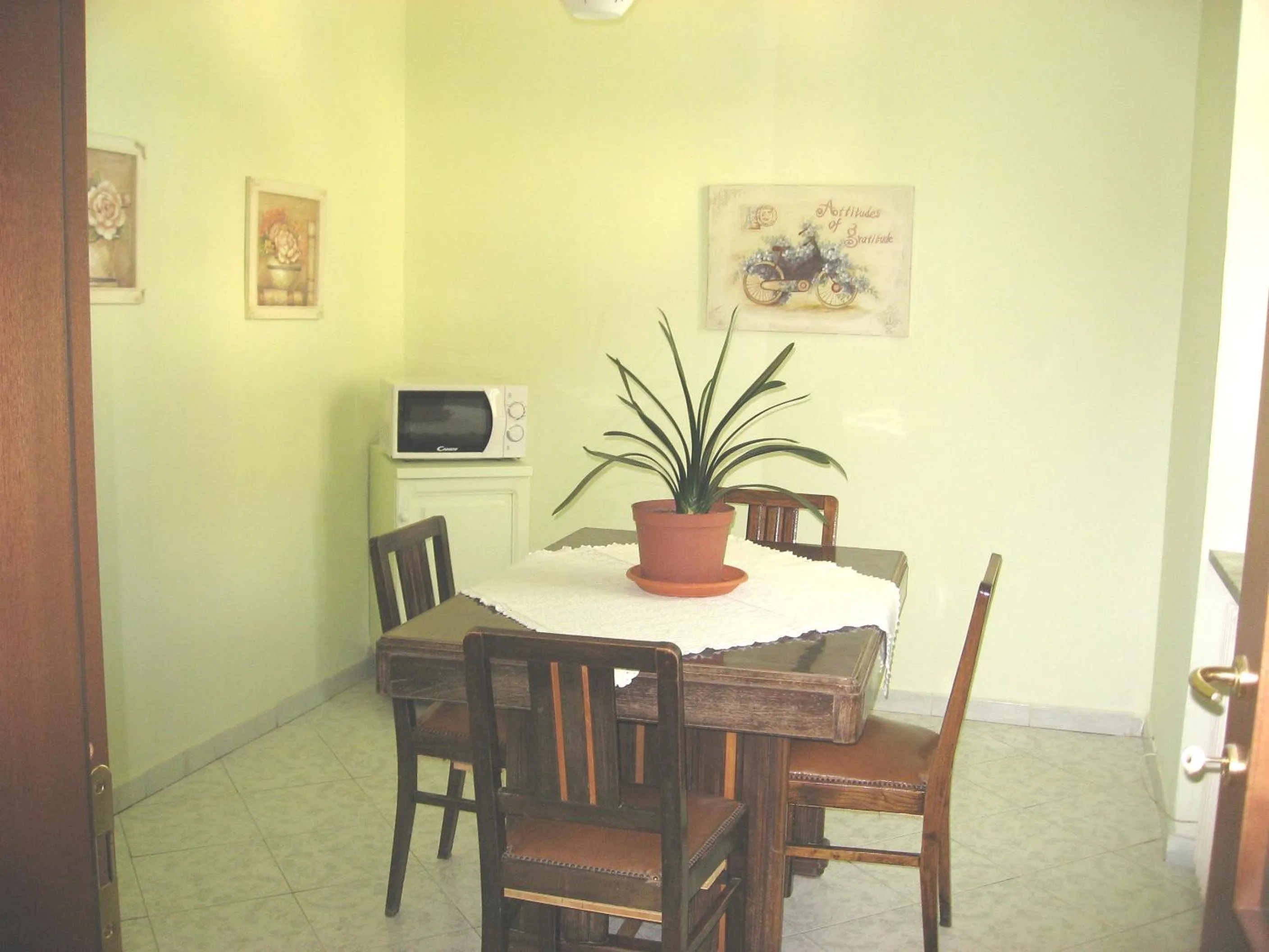 Dining area in Casa Bruno B&B