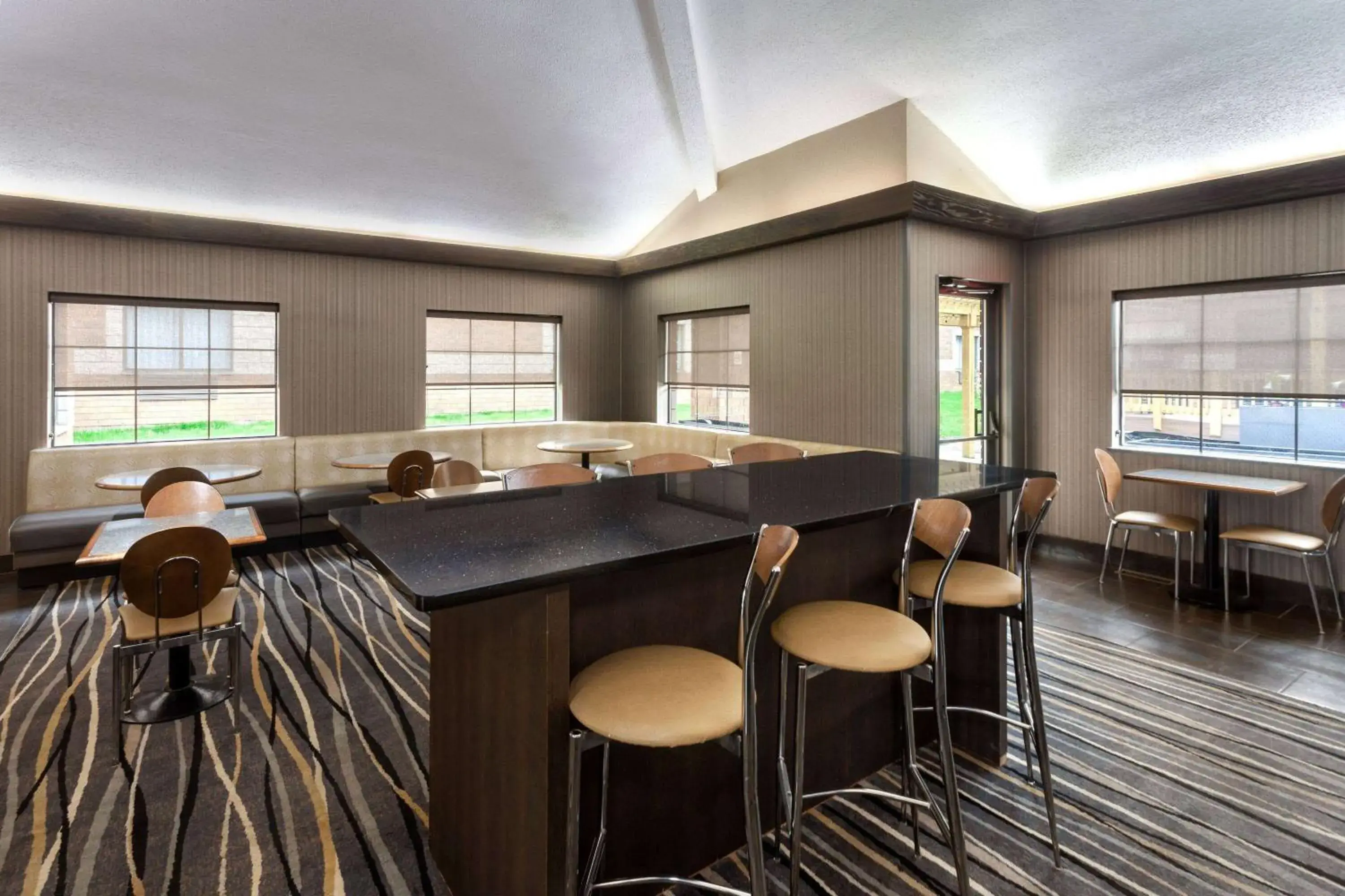 Lobby or reception in Super 8 by Wyndham Copley Akron Lobby or reception in Super 8 by Wyndham Copley Akron