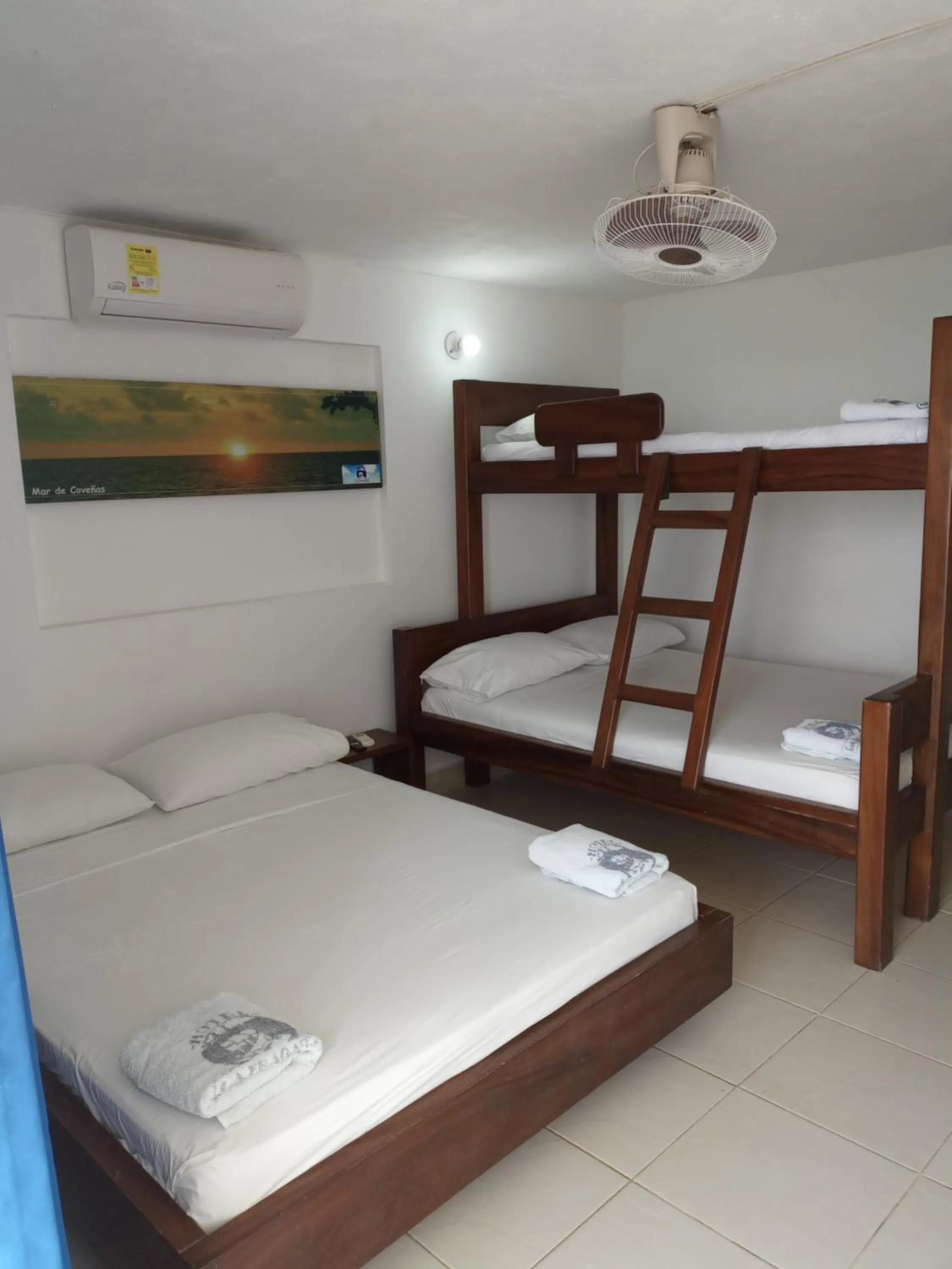 Bed in Hotel La Fragata