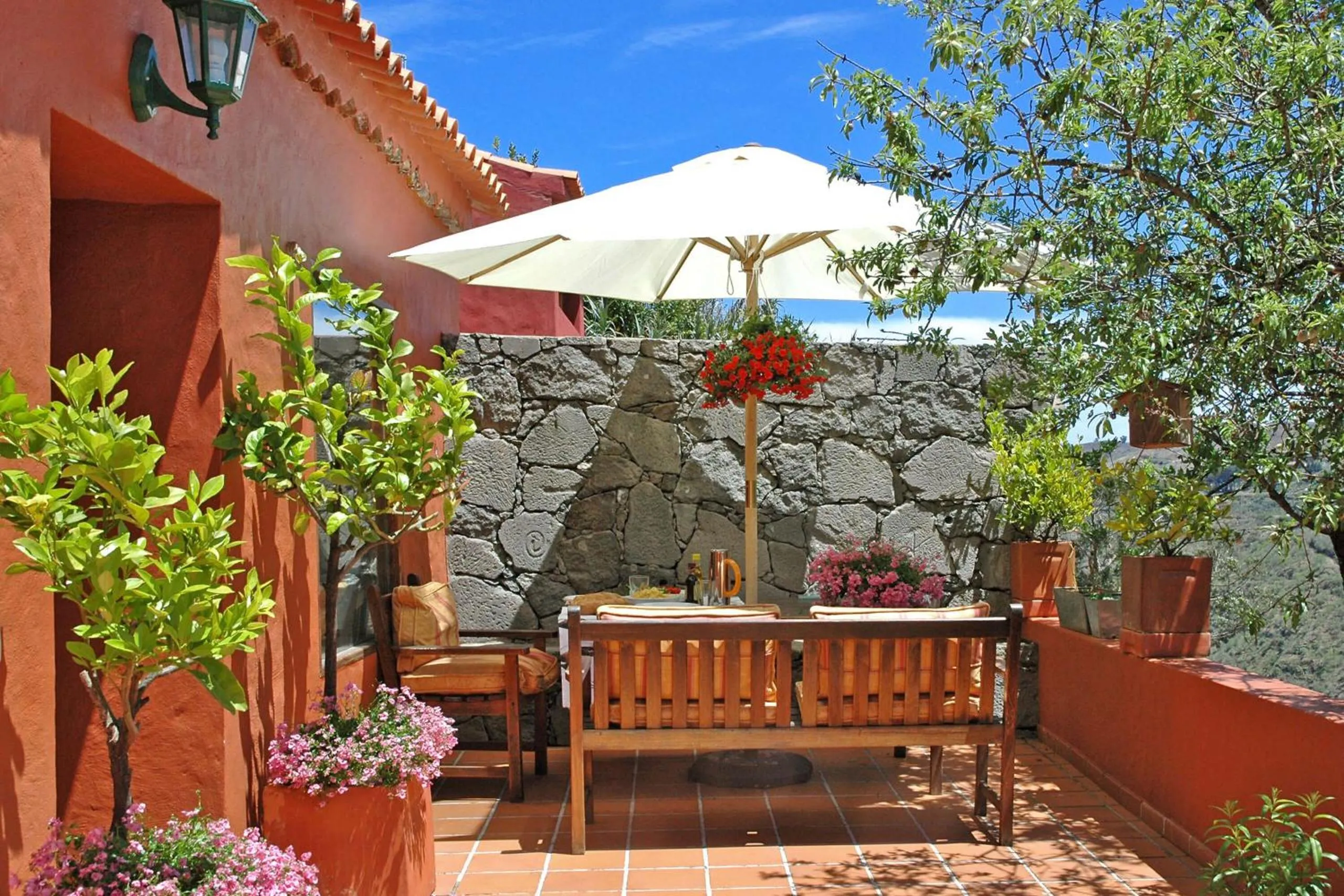 Casa Tres Almendros