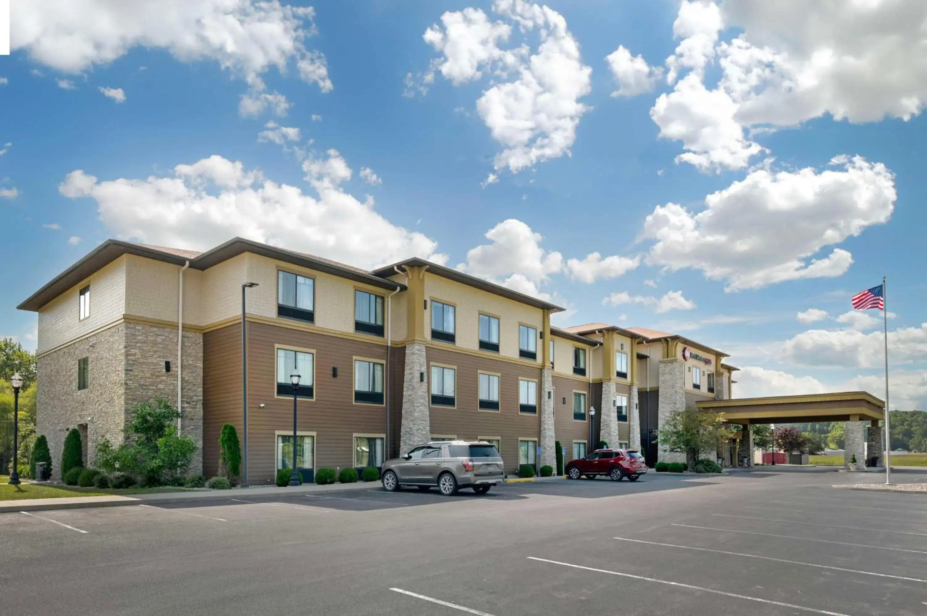 Property building in Best Western Plus French Lick Property building in Best Western Plus French Lick