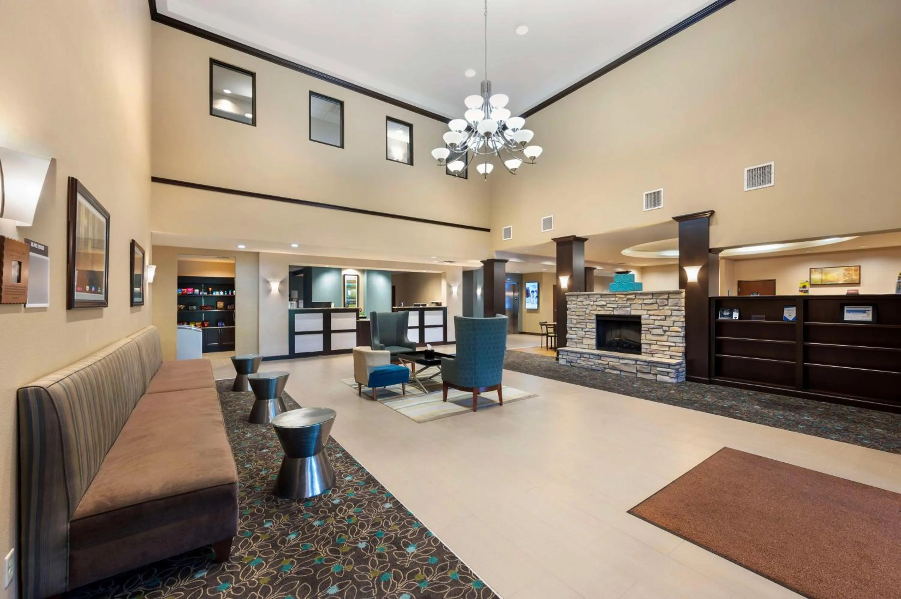 Lobby or reception in Best Western Plus French Lick