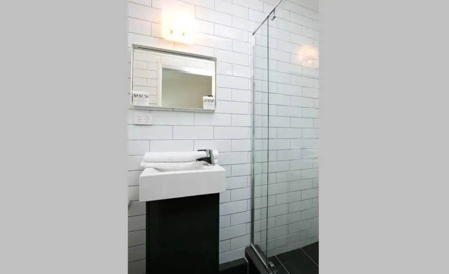Bathroom in Silverski Rooms and Apartments