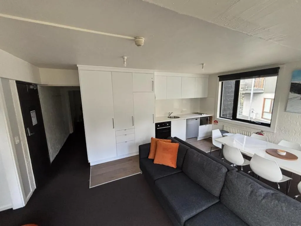 Silverski Rooms and Apartments