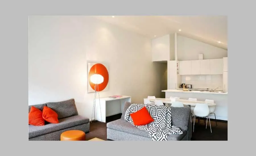 Kitchen or kitchenette in Silverski Rooms and Apartments