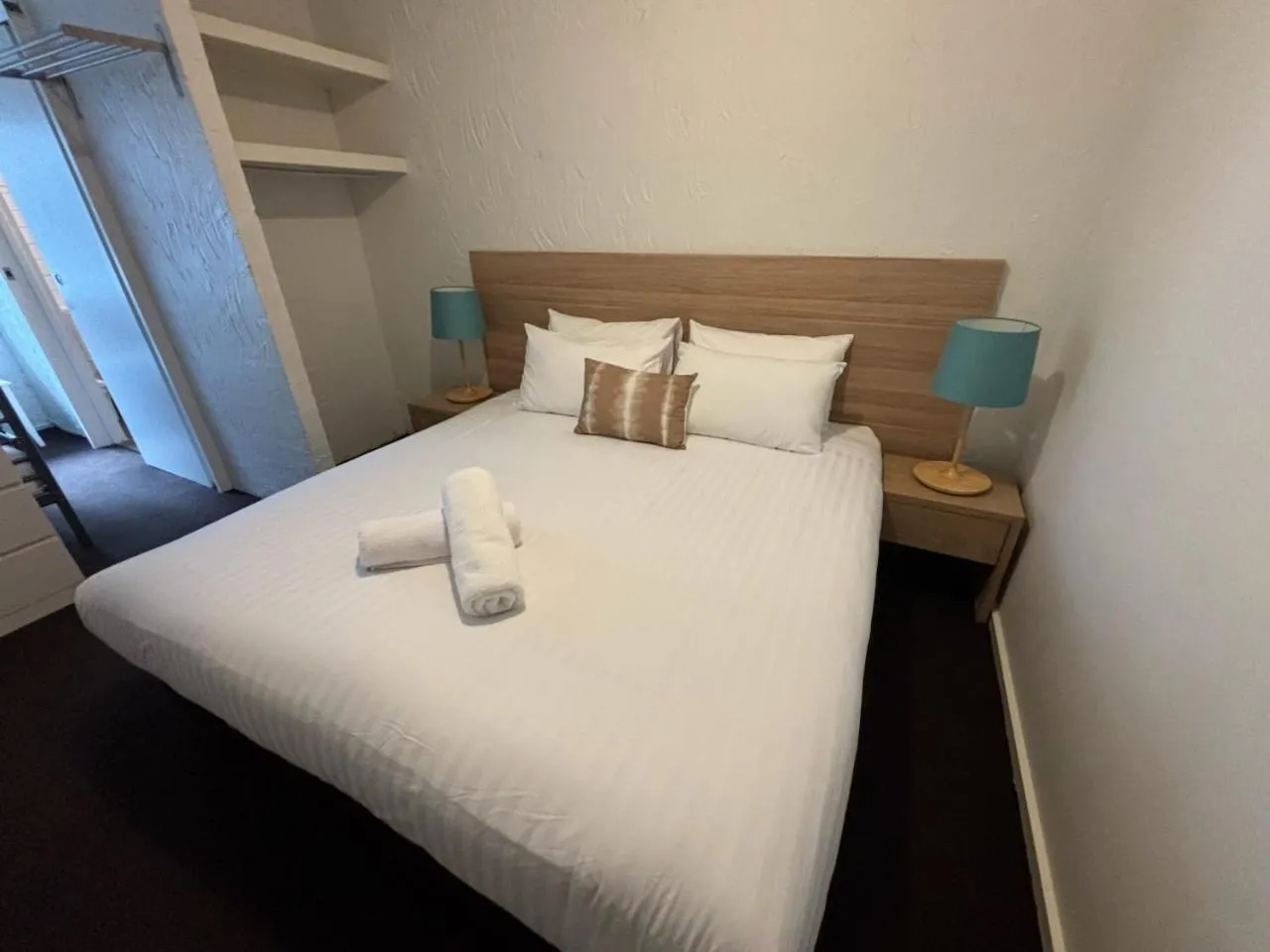 Bed in Silverski Rooms and Apartments