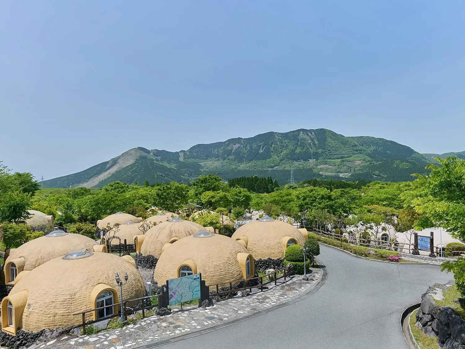 Property building in Aso Farm Land Property building in Aso Farm Land