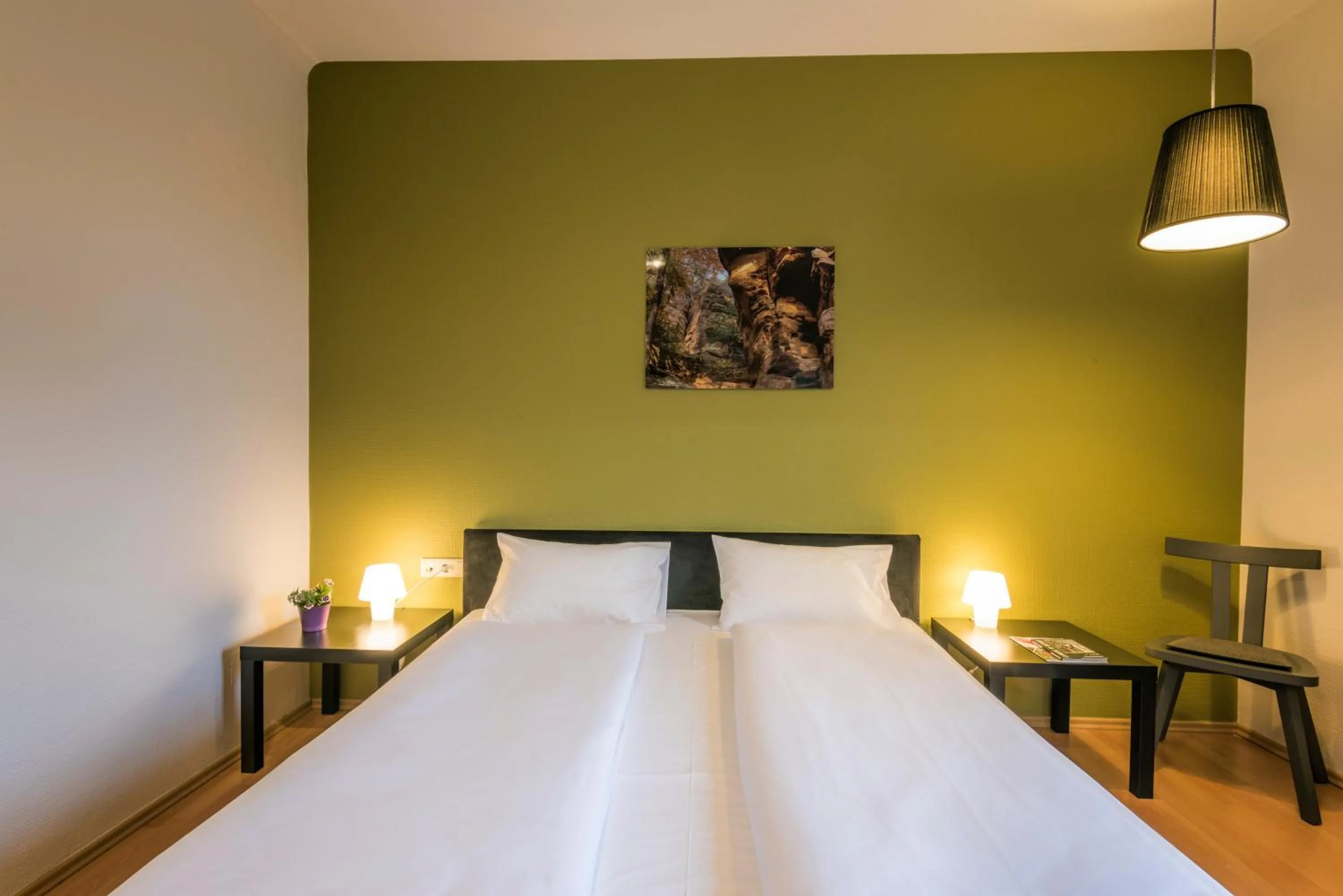 Bedroom, Bed in Trail-Inn Natur & Sporthotel