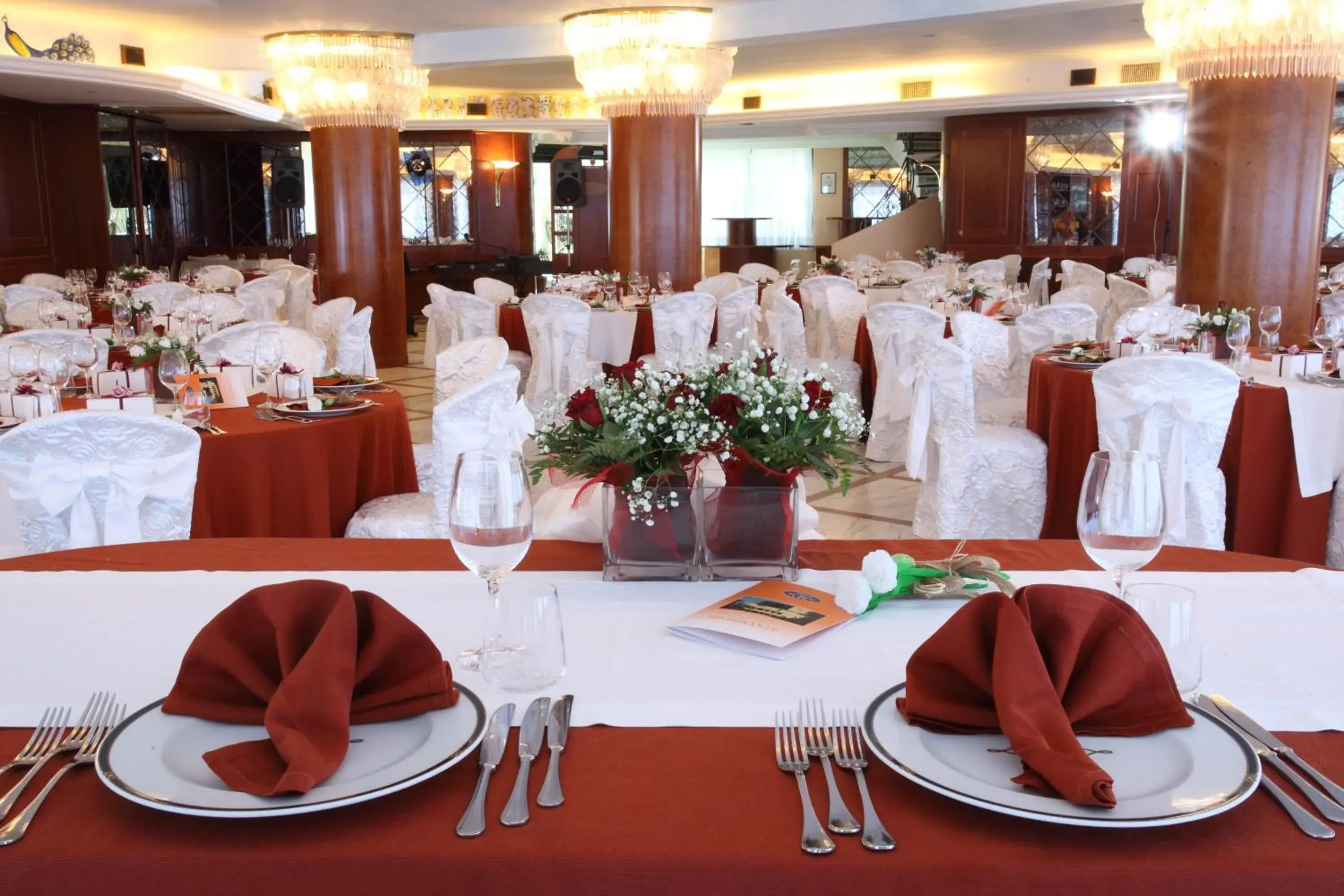 Restaurant/Places to Eat in Hotel Za Maria