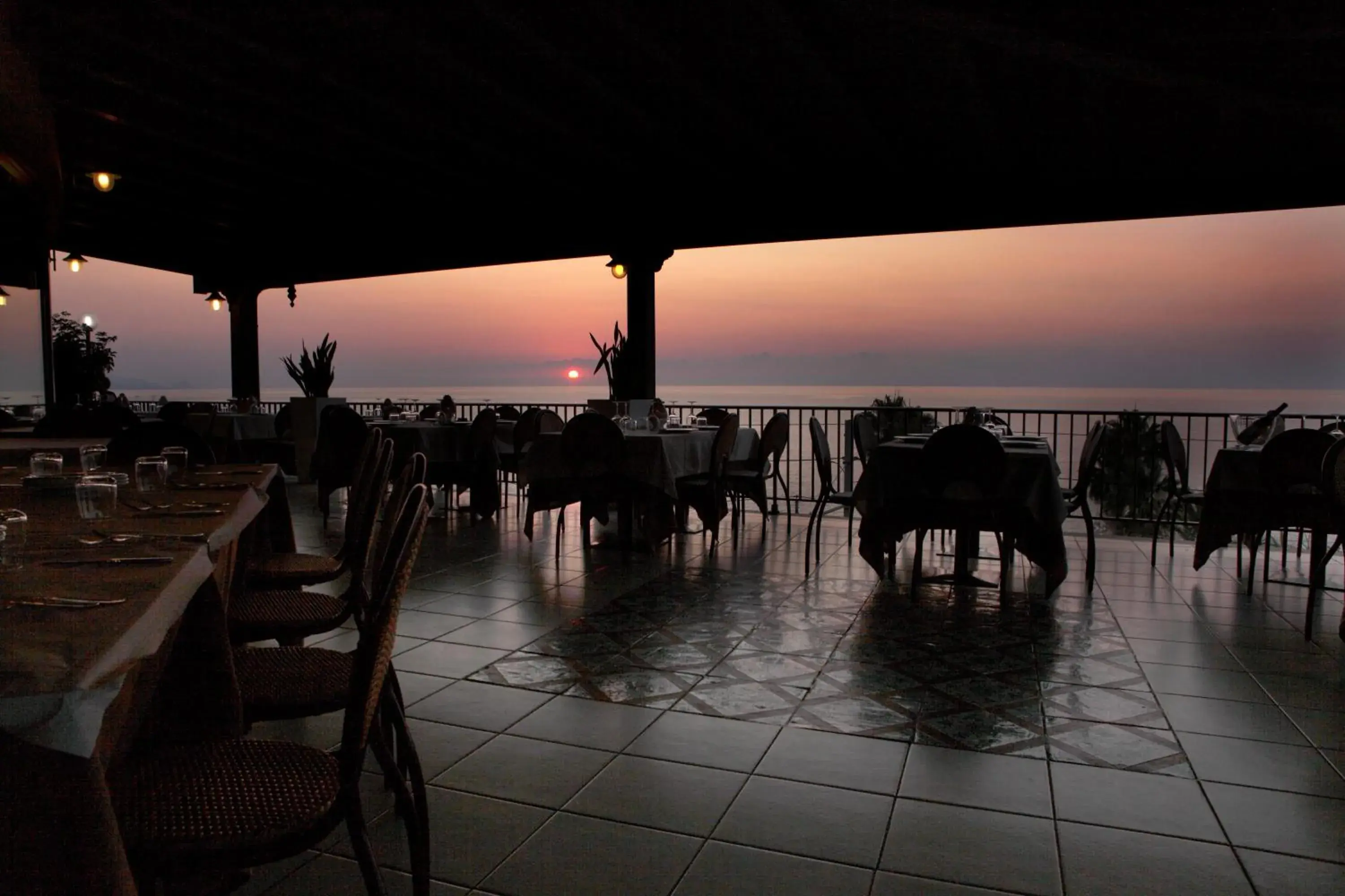 Balcony/Terrace, Restaurant/Places to Eat in Hotel Za Maria