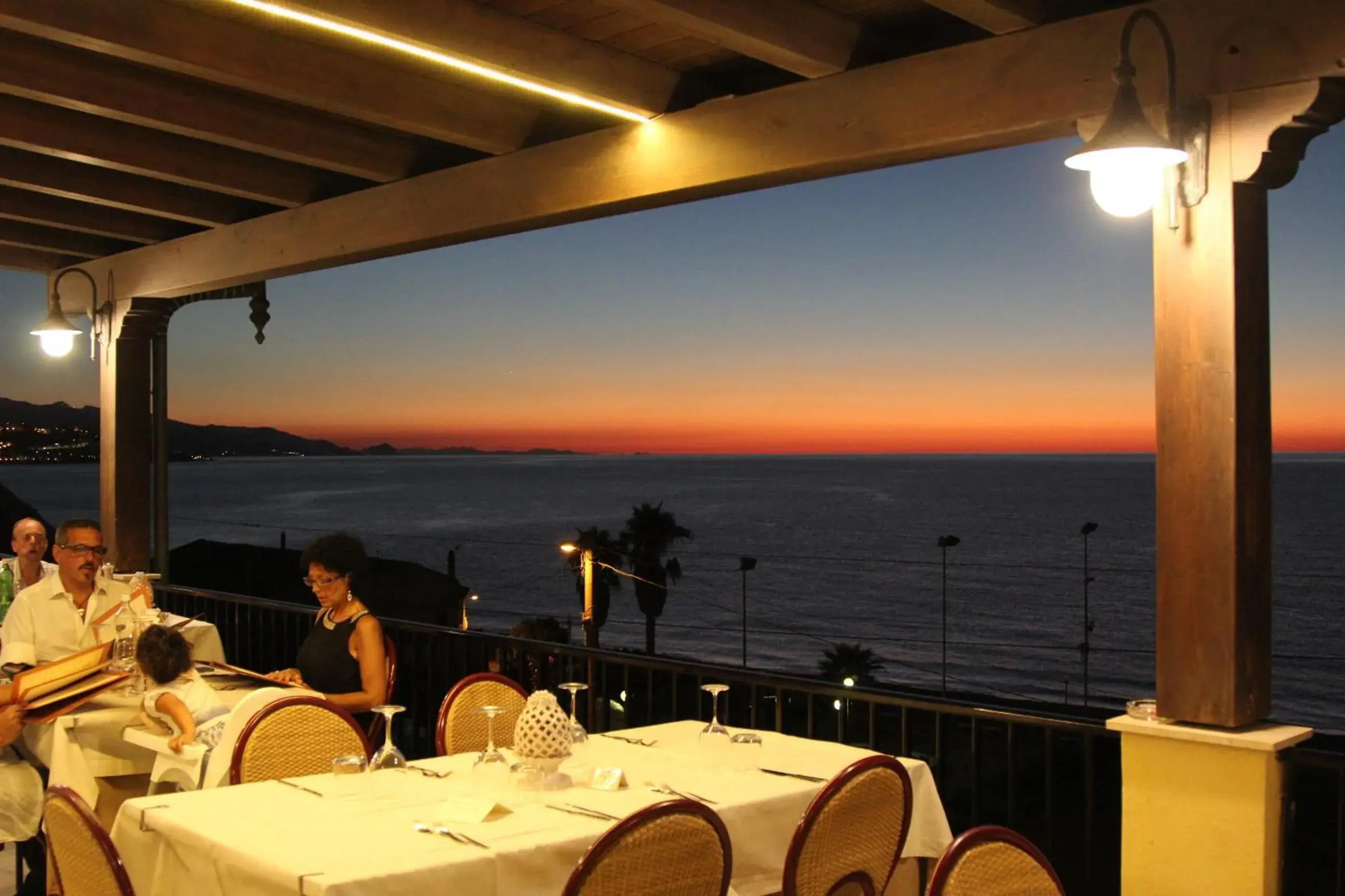 Balcony/Terrace, Restaurant/Places to Eat in Hotel Za Maria