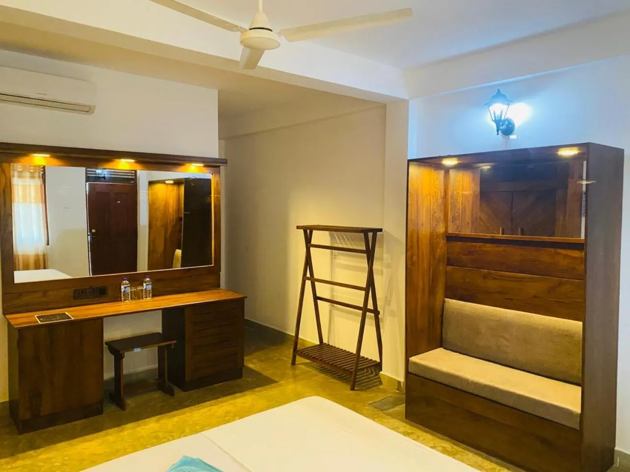 New Ocean Hill Hotel