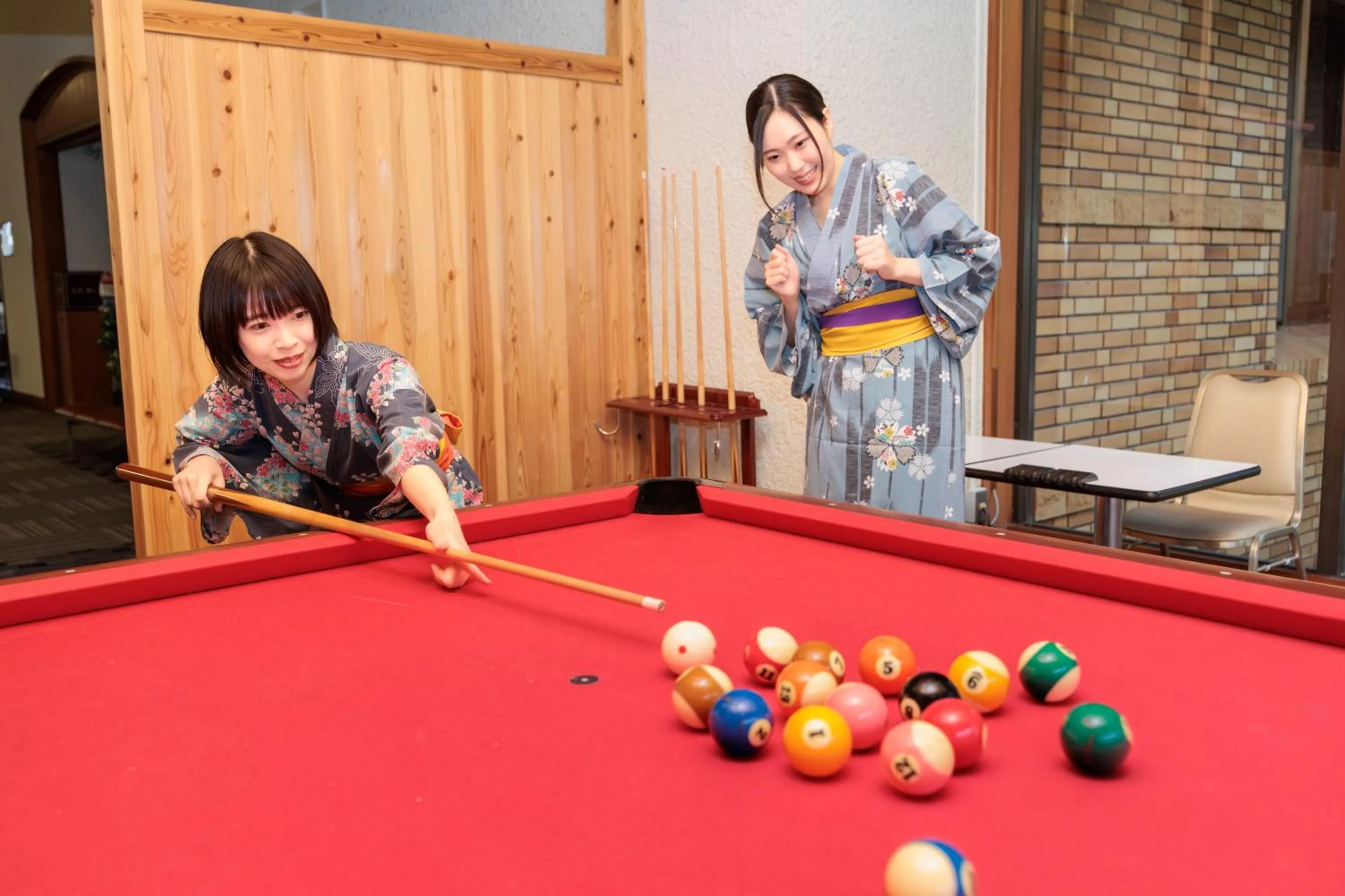 Billiard in Sennomori