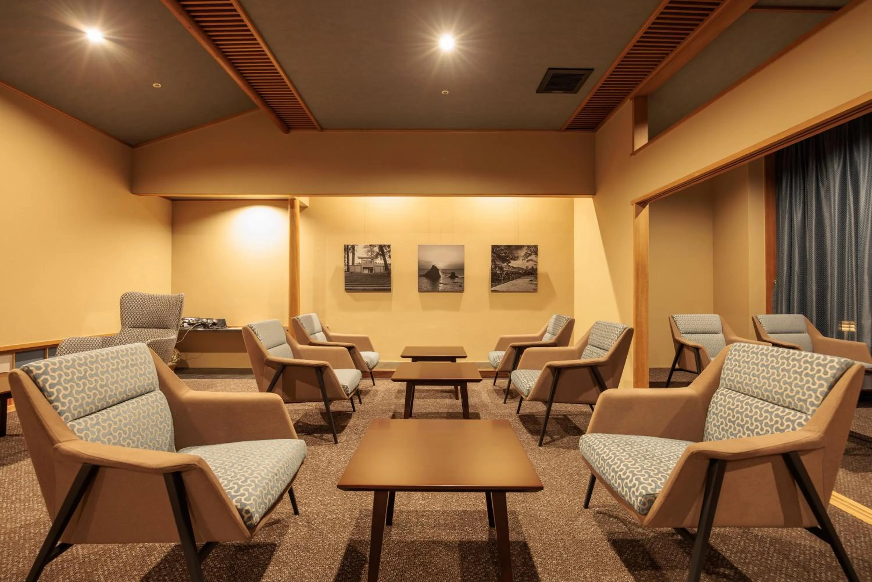 Lounge or bar in Sennomori