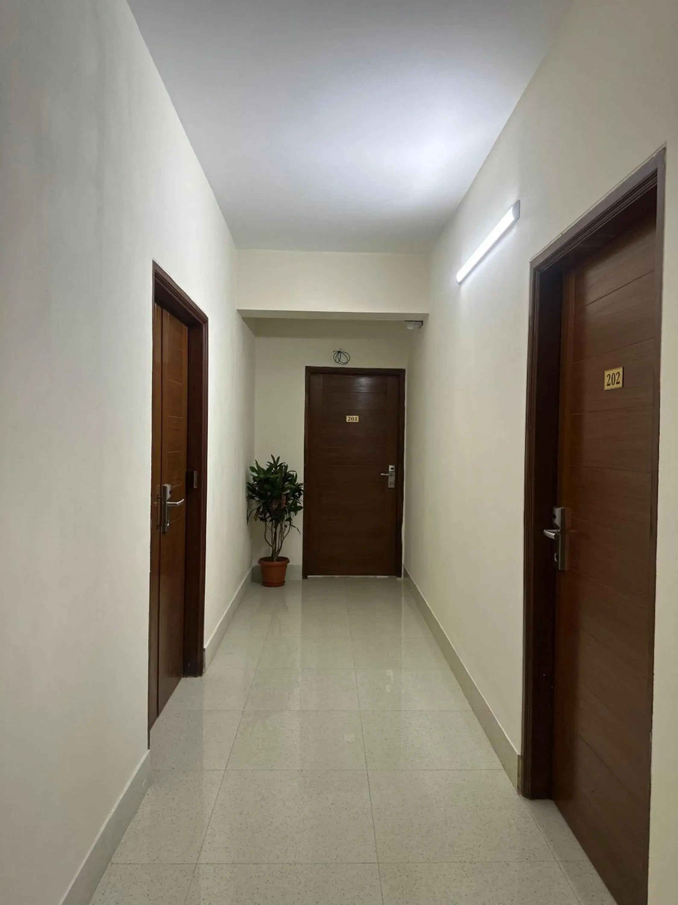 Facade/entrance in Royal Regent Suites Dhaka Facade/entrance in Royal Regent Suites Dhaka