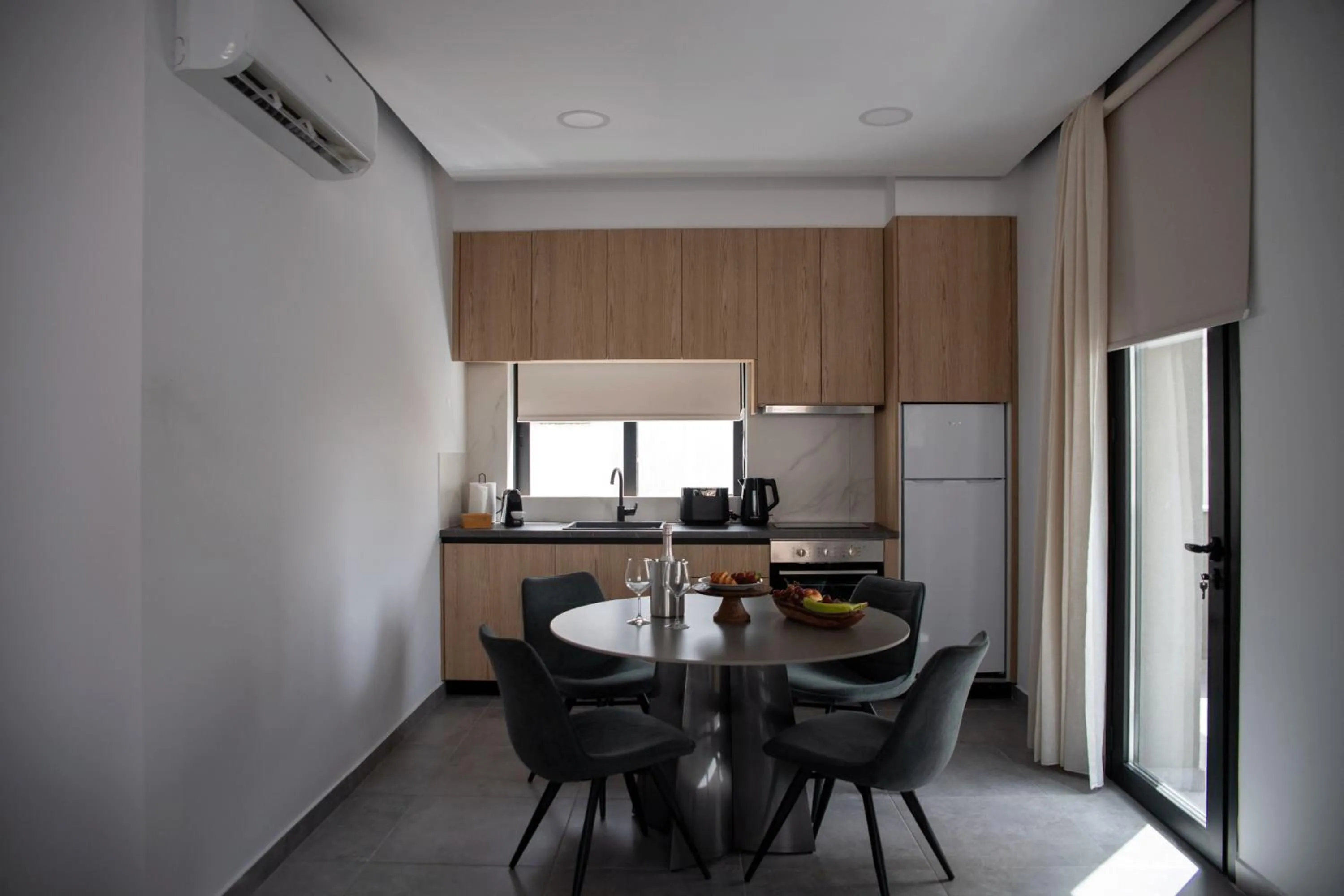 Dining area in Le Bouquet Luxury Suites Ltd