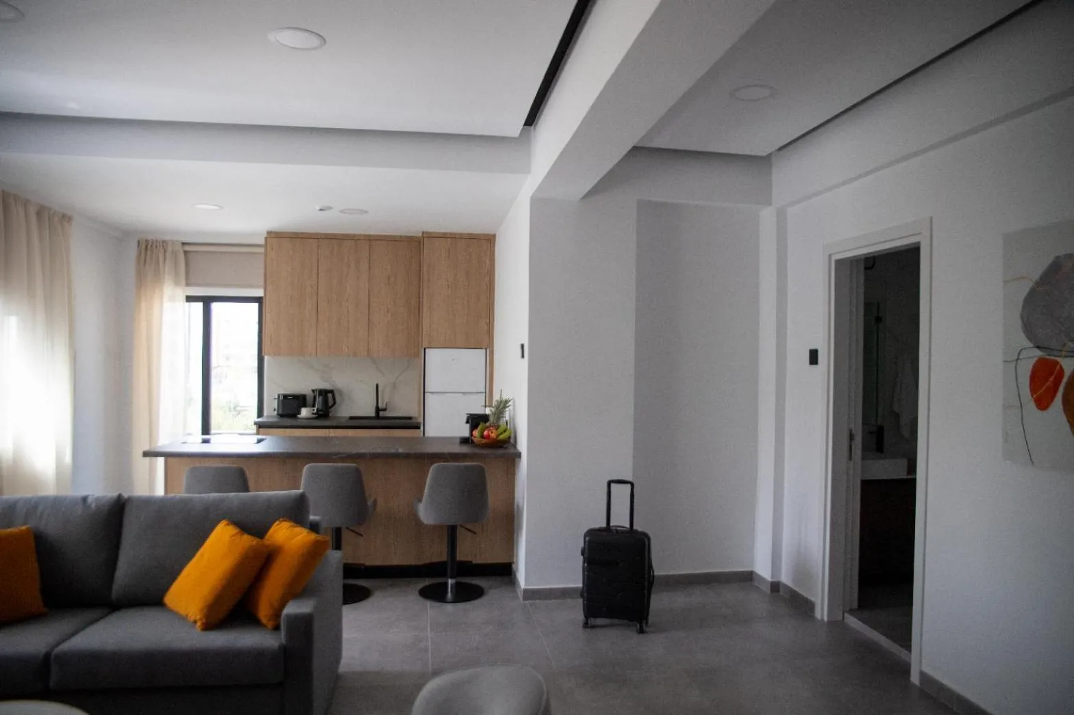 Kitchen or kitchenette in Le Bouquet Luxury Suites Ltd