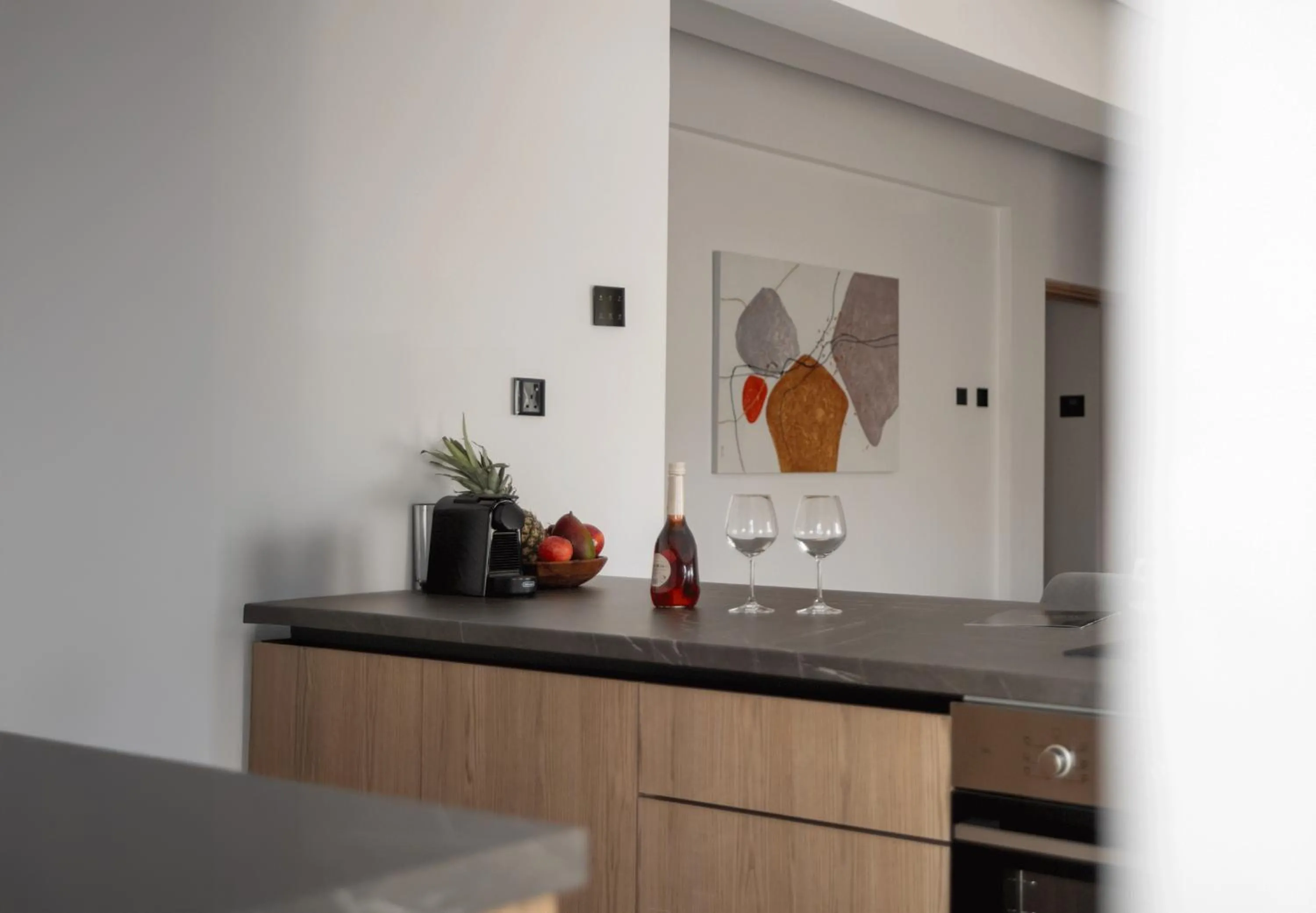 Kitchen or kitchenette in Le Bouquet Luxury Suites Ltd
