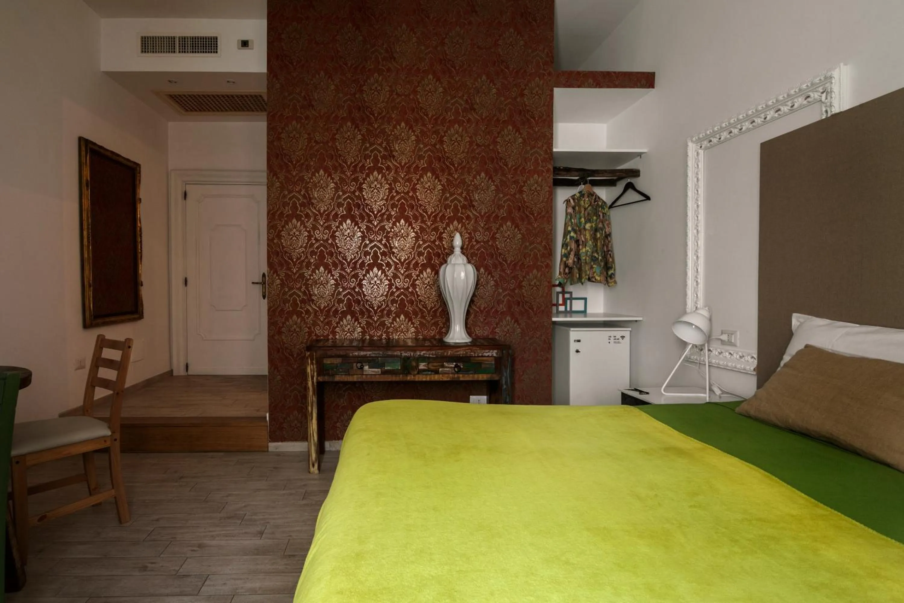 Photo of the whole room, Bed in Room of Arts