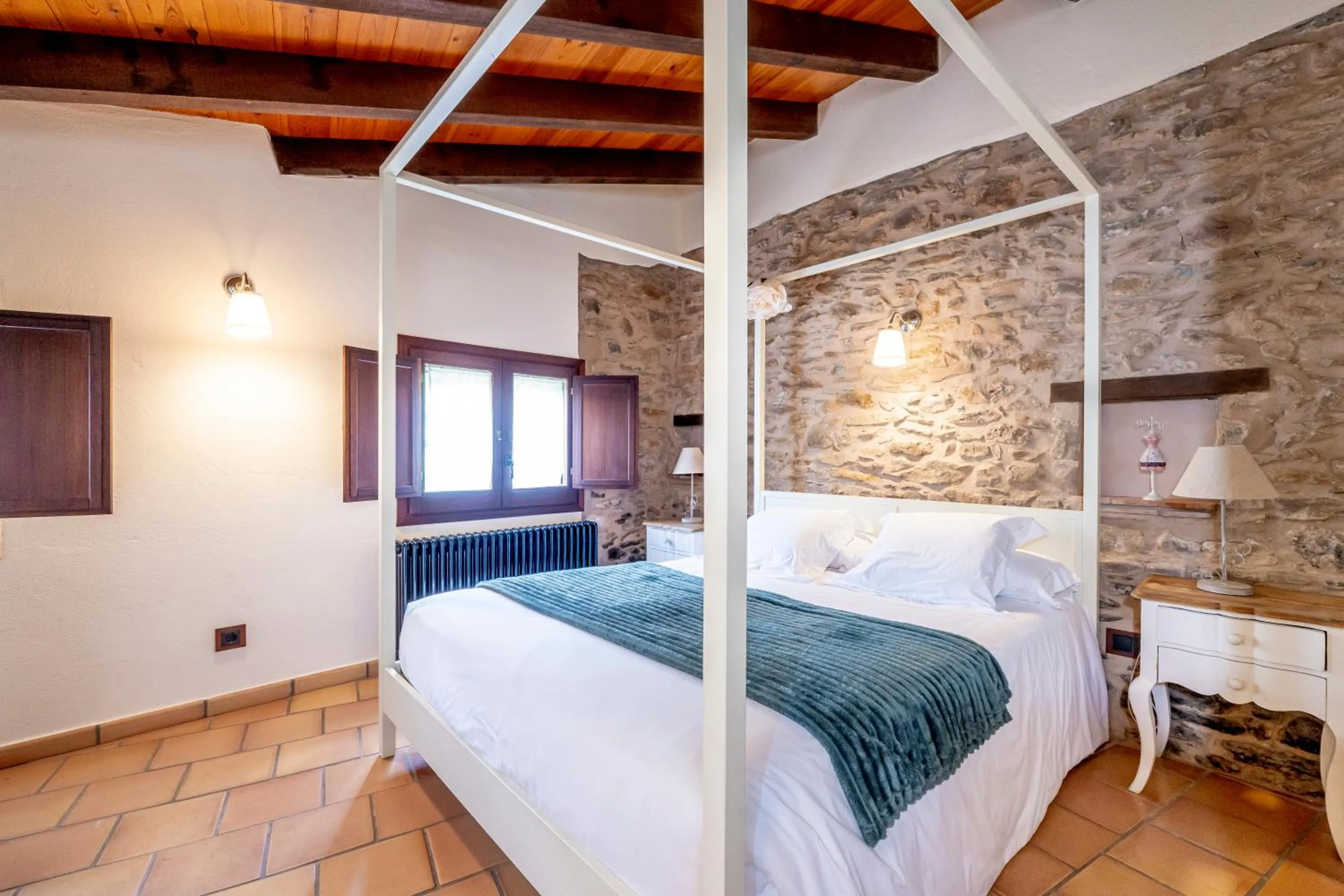 Bed in Hotel Mas la Ferreria