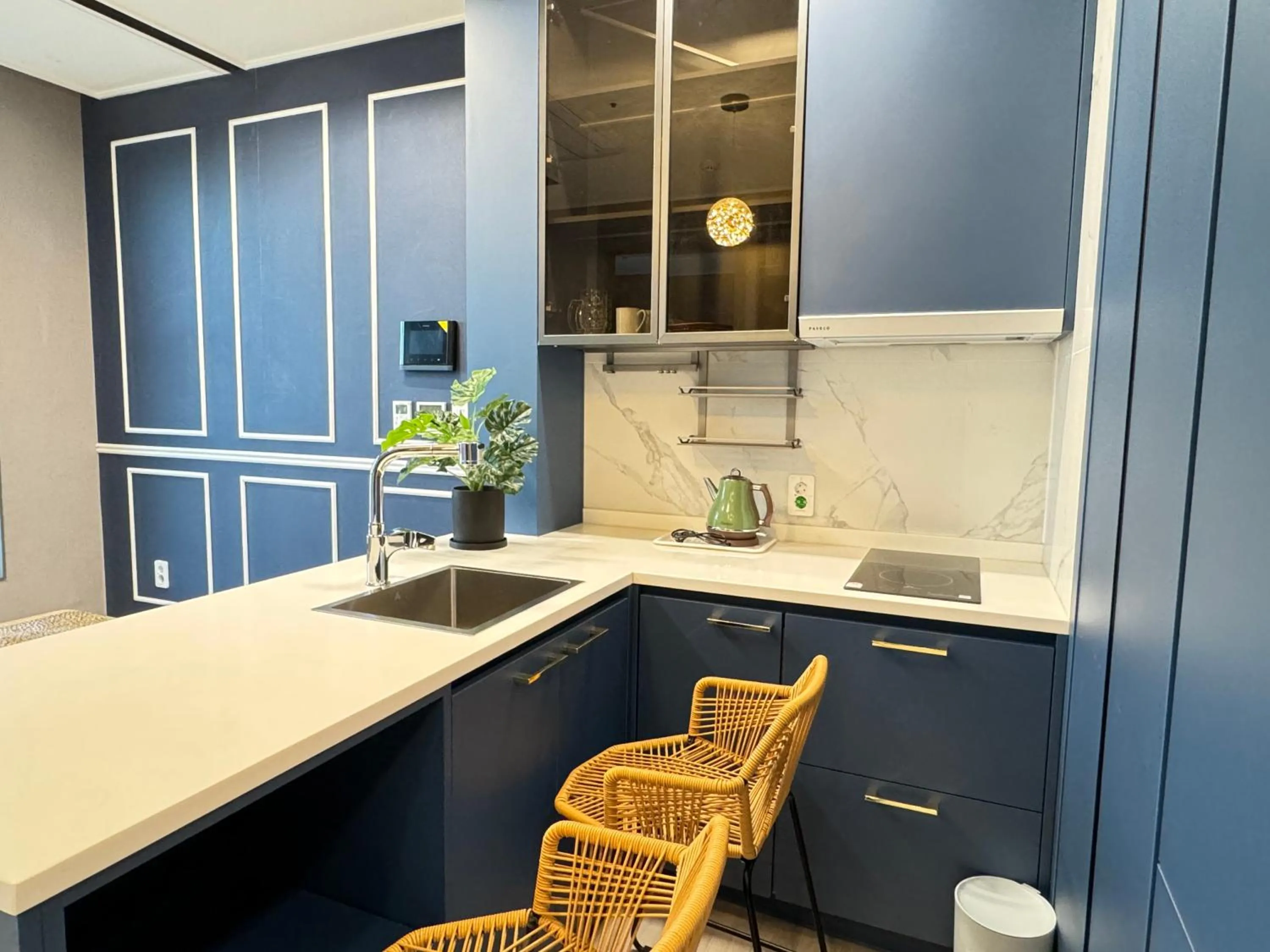 Living room in Nampo The Bayment BLINGEASTERN