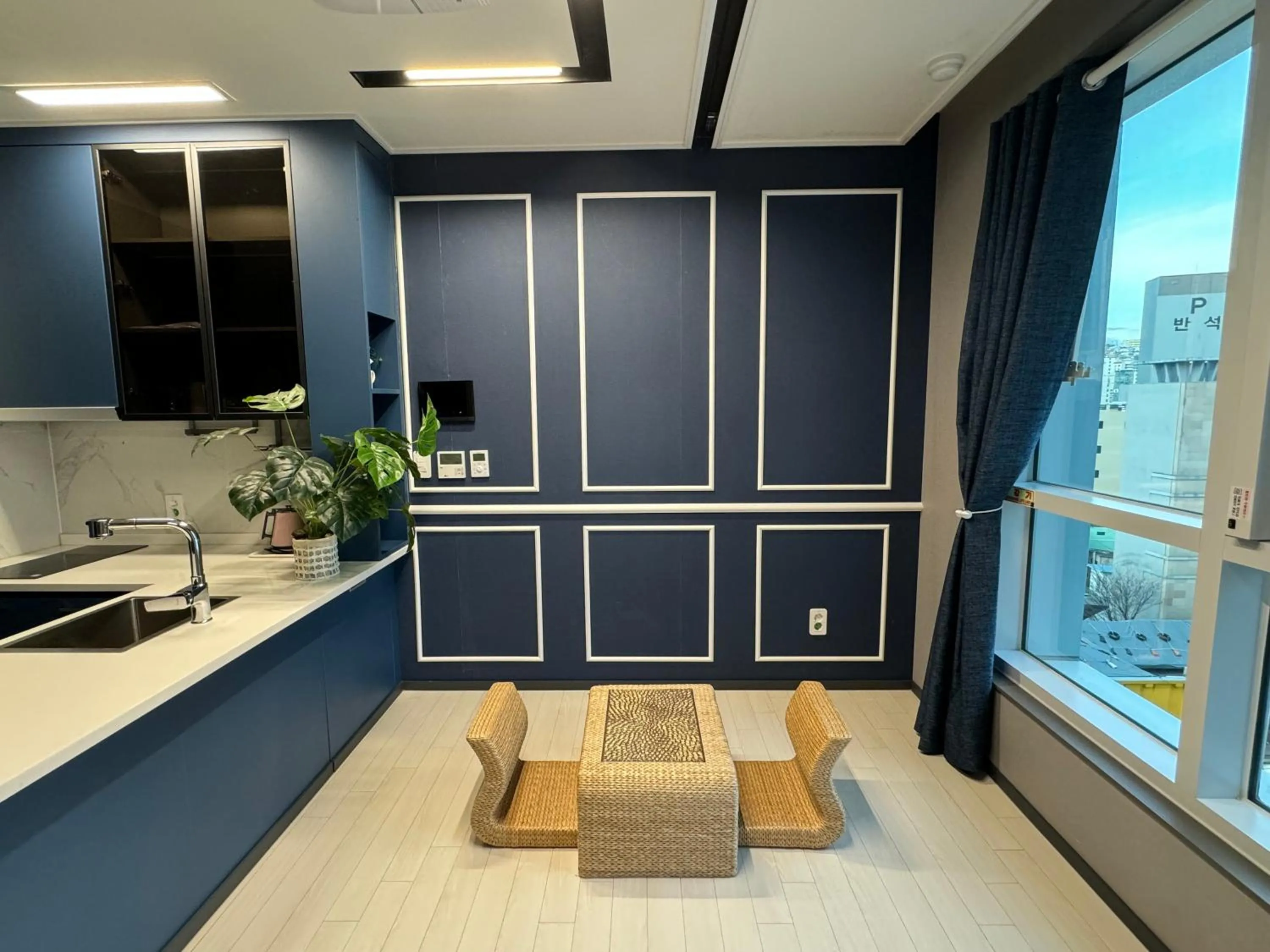 Living room in Nampo The Bayment BLINGEASTERN