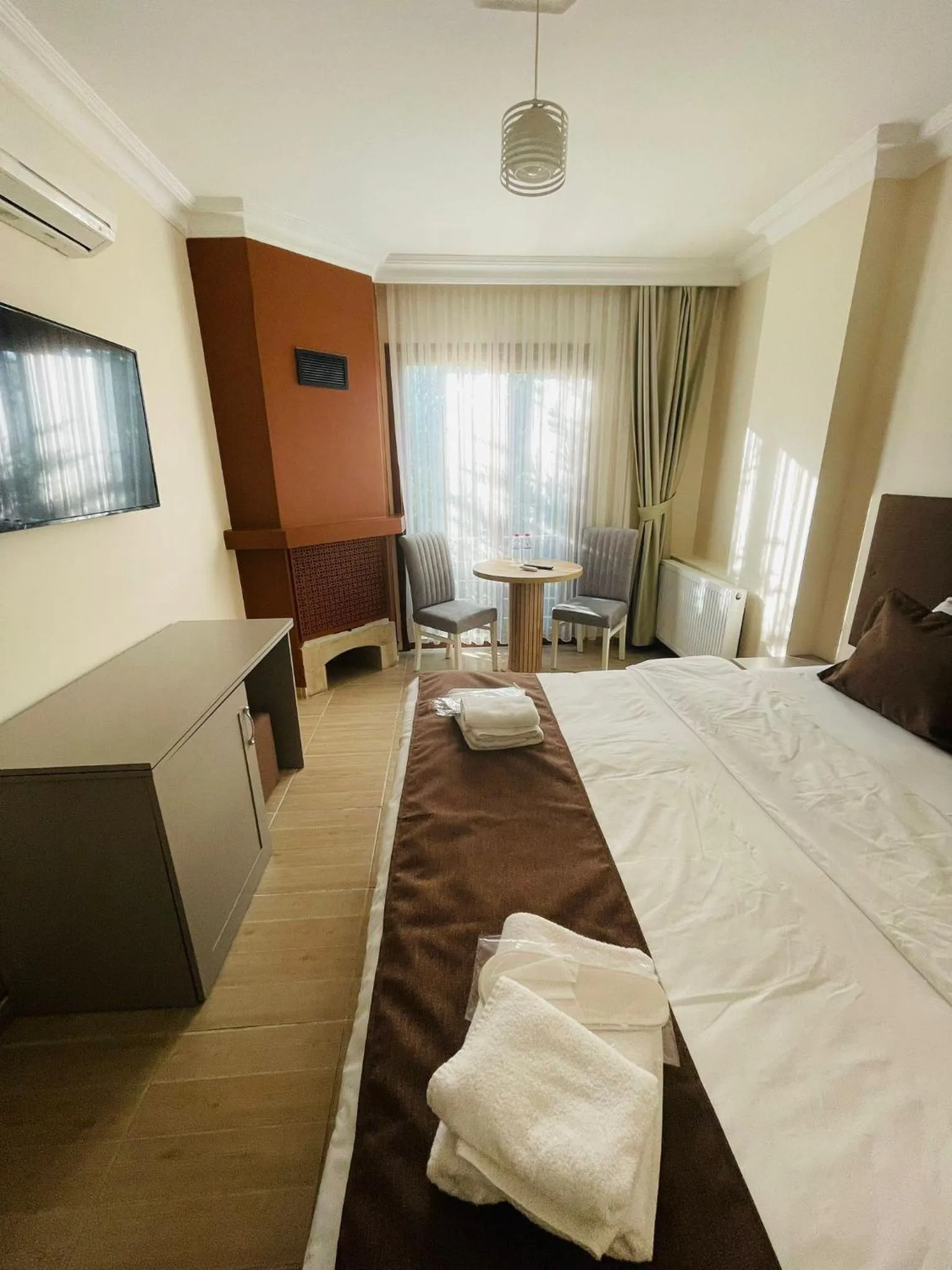 Photo of the whole room, Bed in Ağva Manolyam Otel