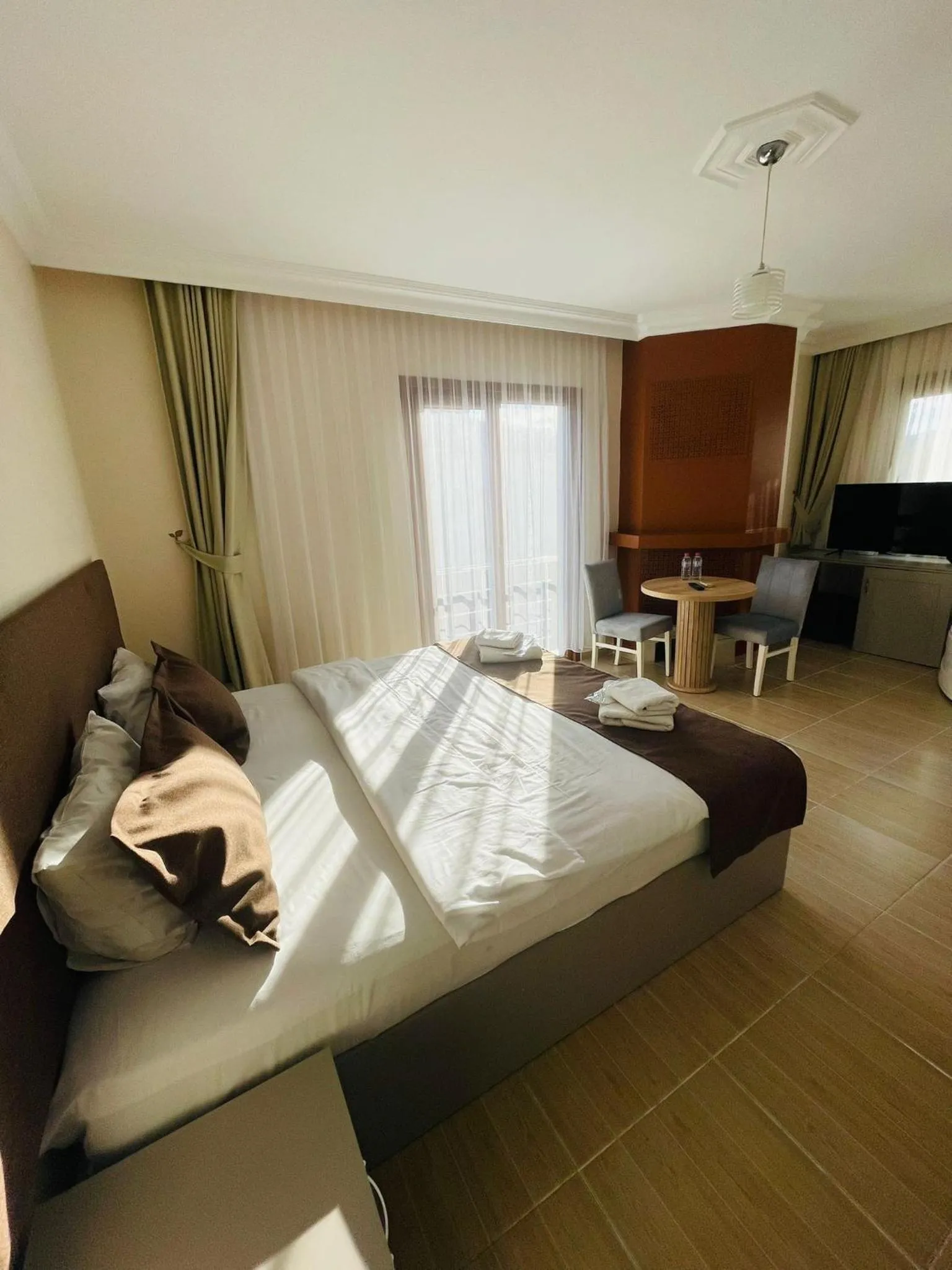 Photo of the whole room, Bed in Ağva Manolyam Otel