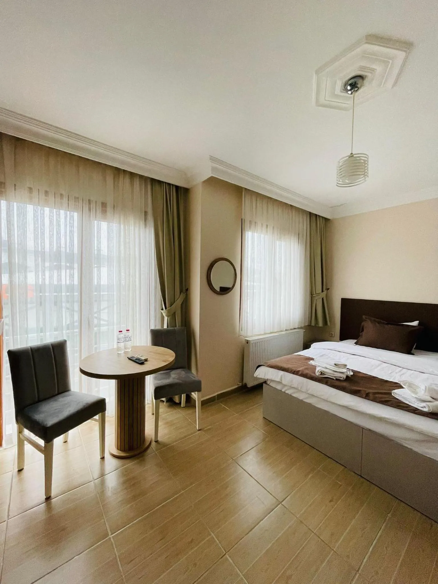 Photo of the whole room, Bed in Ağva Manolyam Otel