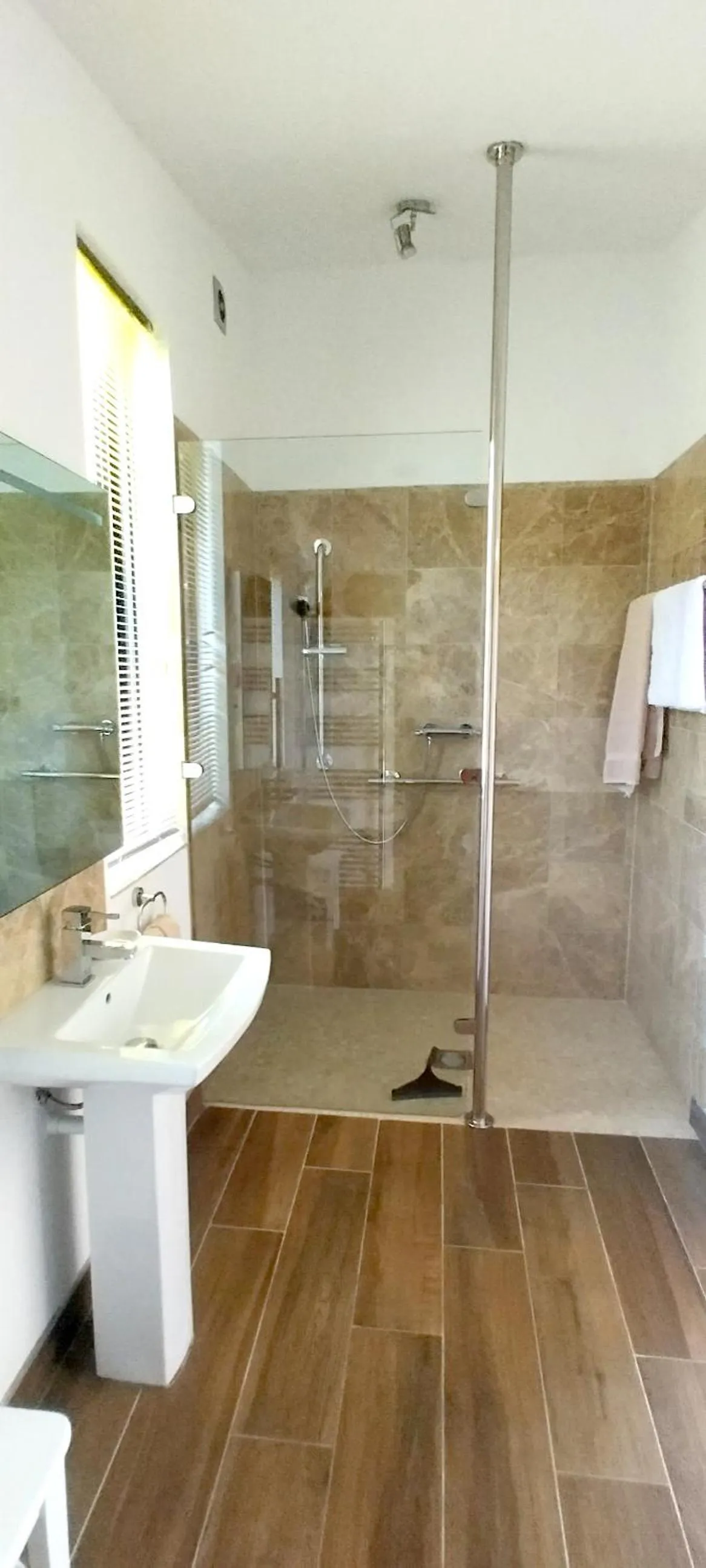 Shower in The Gallery Lodges