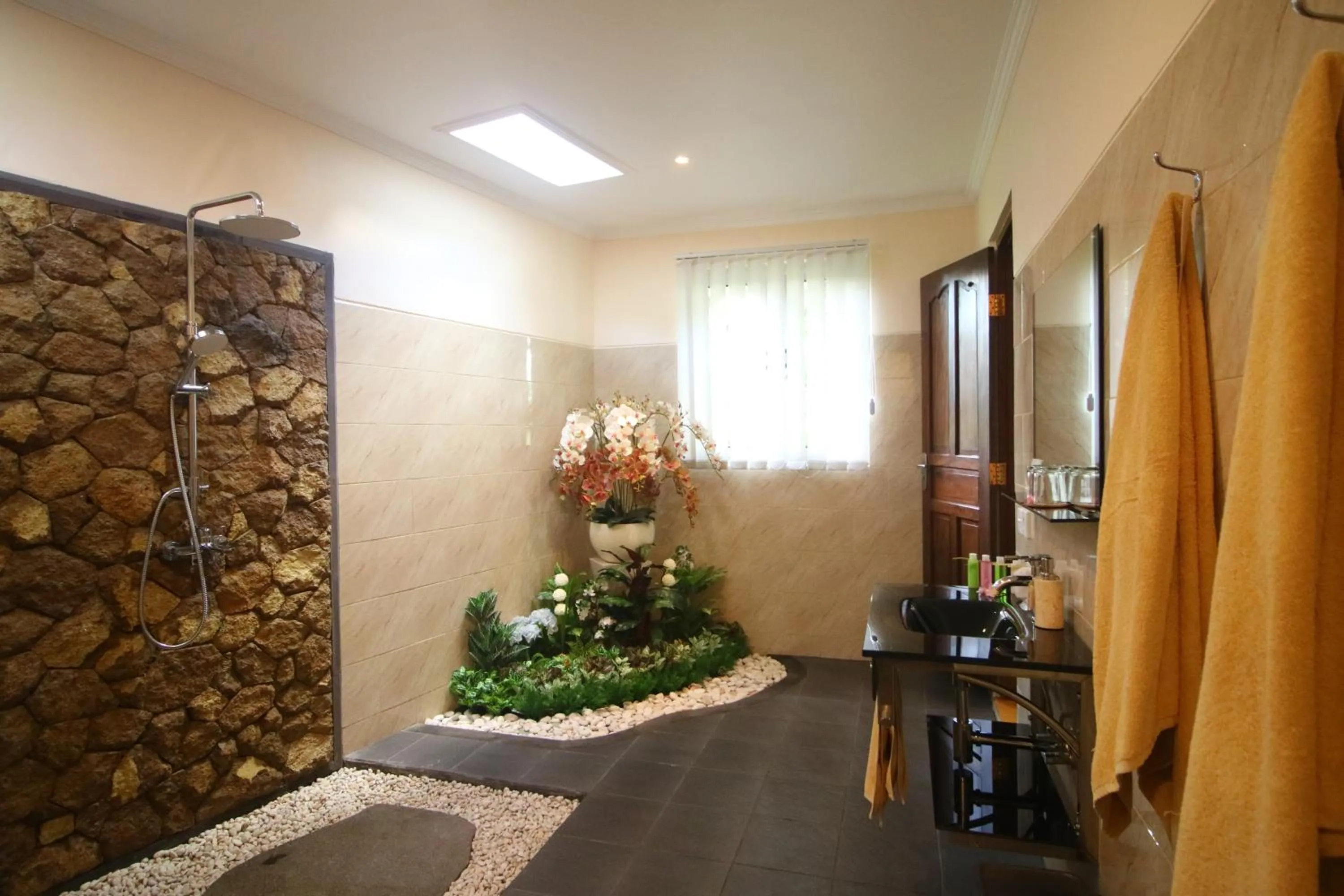 Shower in Villa Capung Mas Ubud