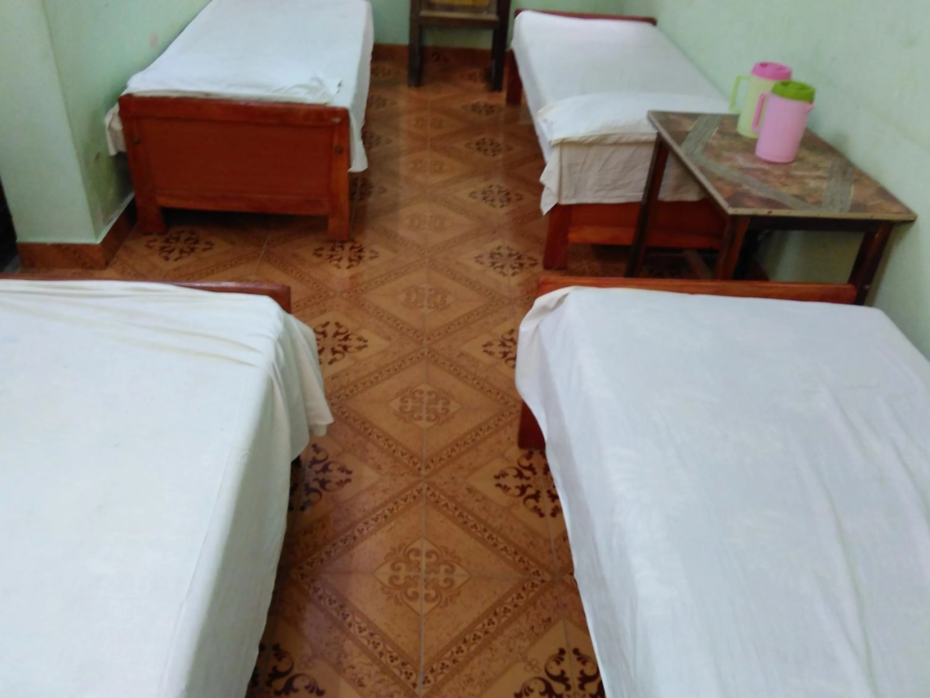 Decorative detail, Bed in Hotel Ganesh Lodge