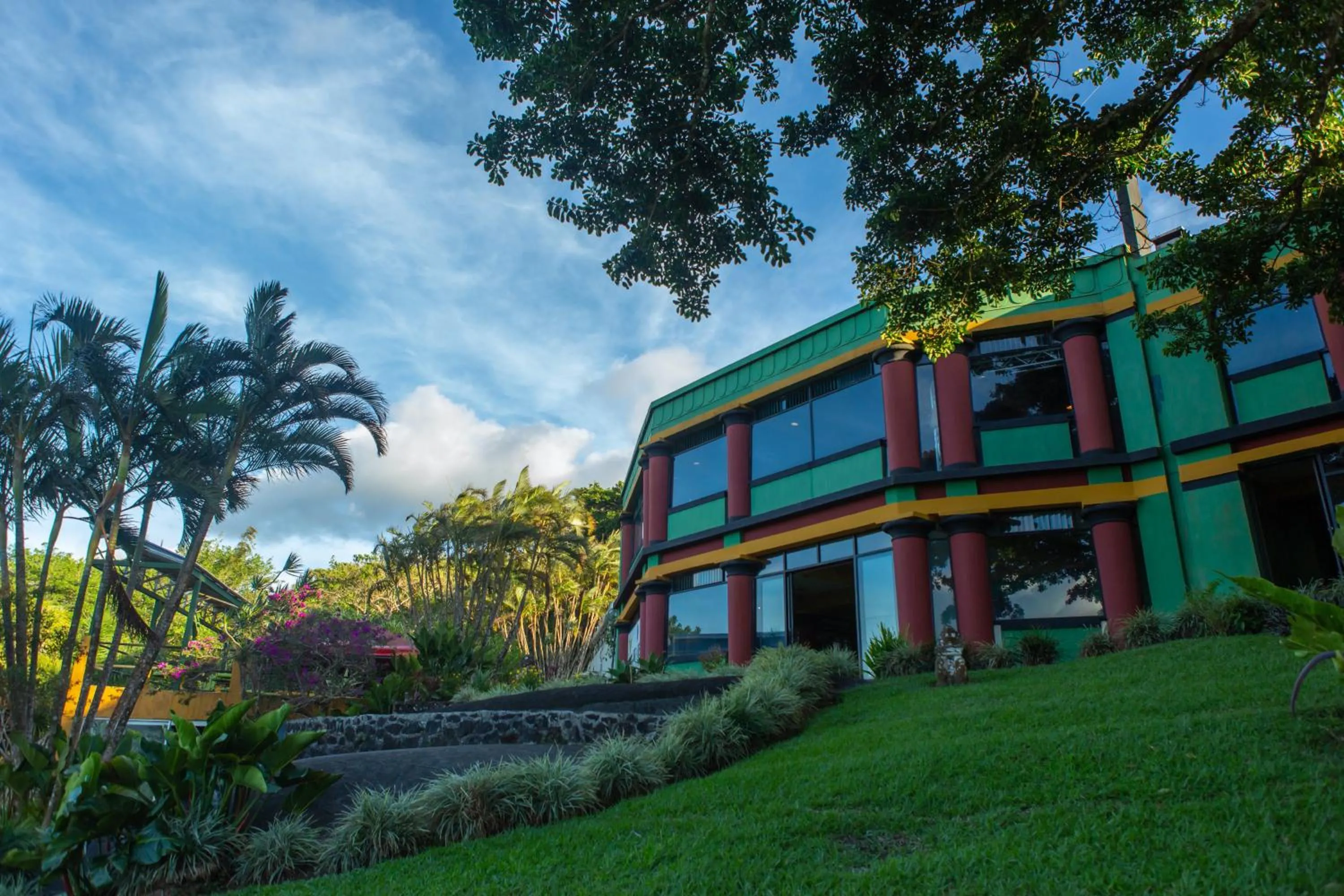 Lake Arenal Hotel, Brewery & Farm