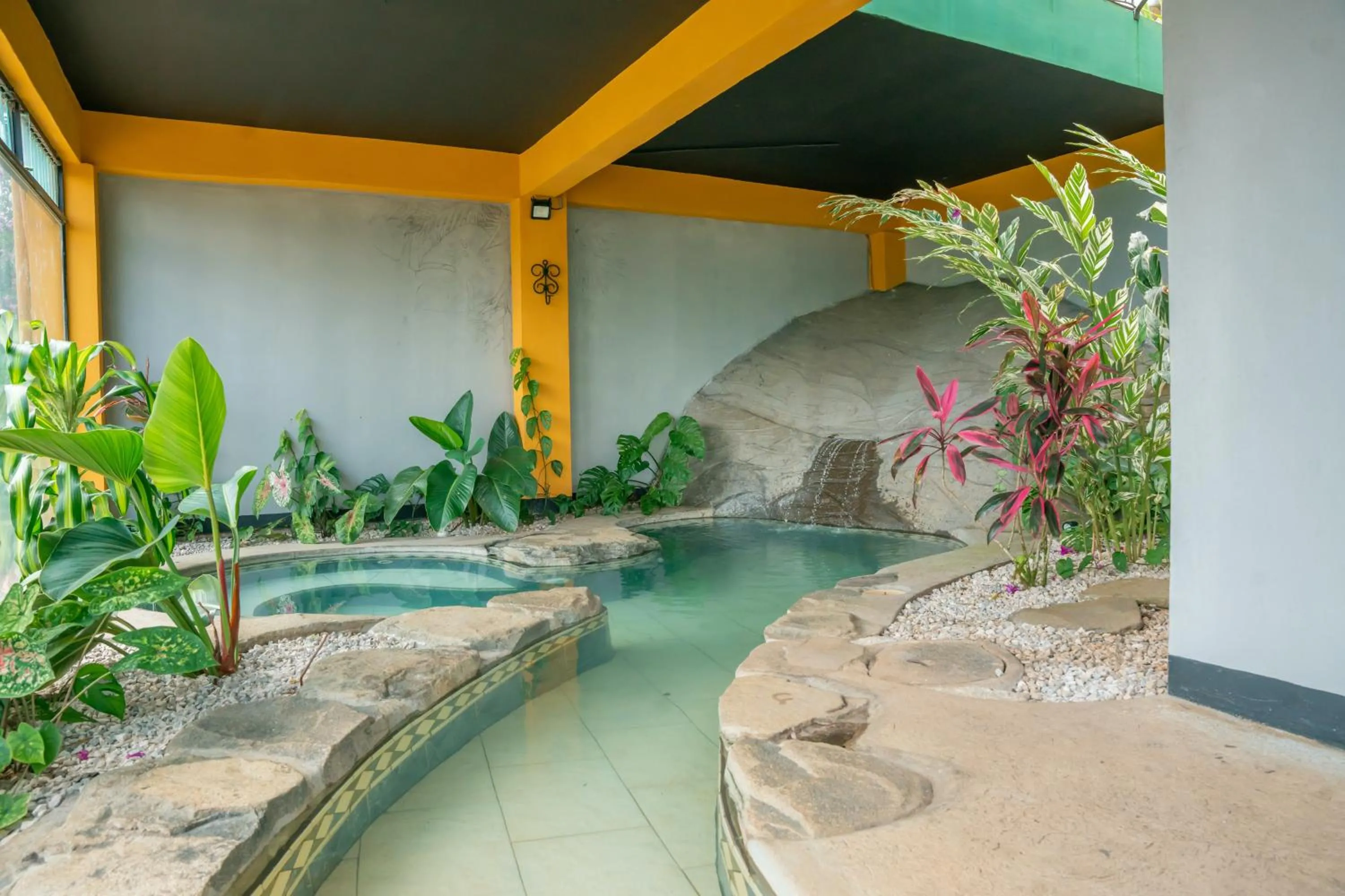 Hot Tub in Lake Arenal Hotel, Brewery & Farm