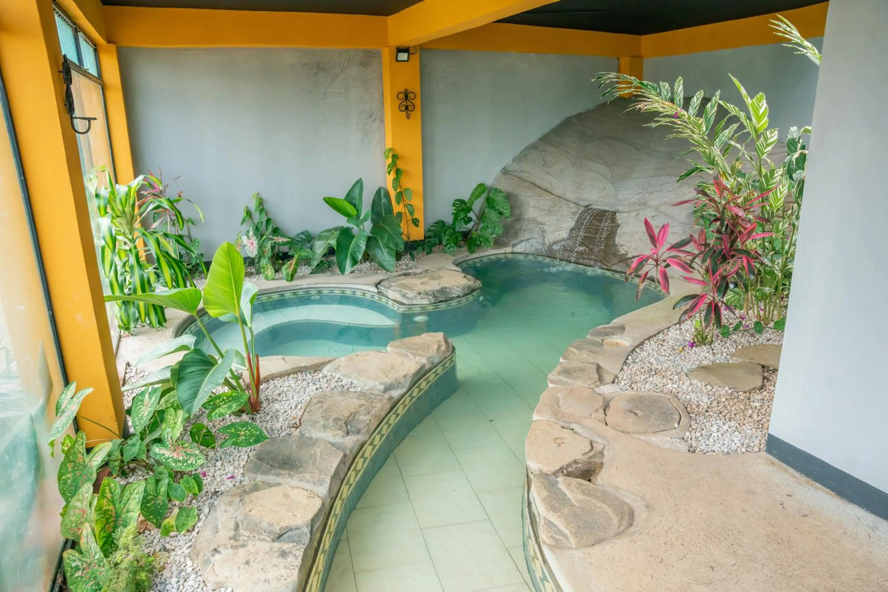 Hot Tub in Lake Arenal Hotel, Brewery & Farm