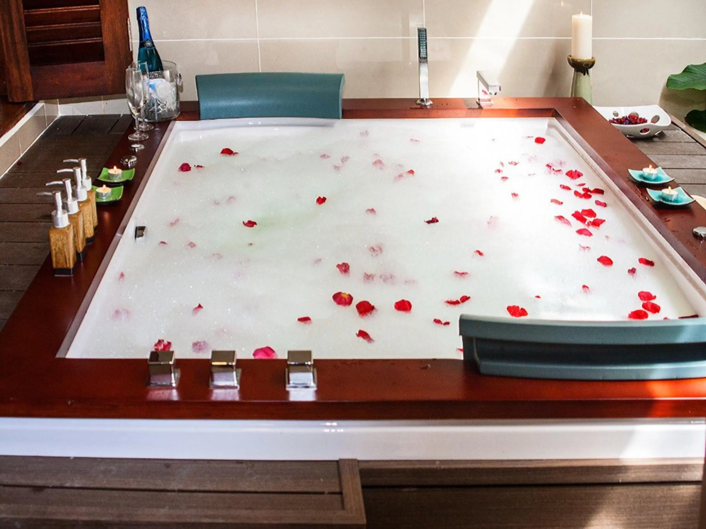 Bath in Sunday Telaga Terrace Boutique Resort