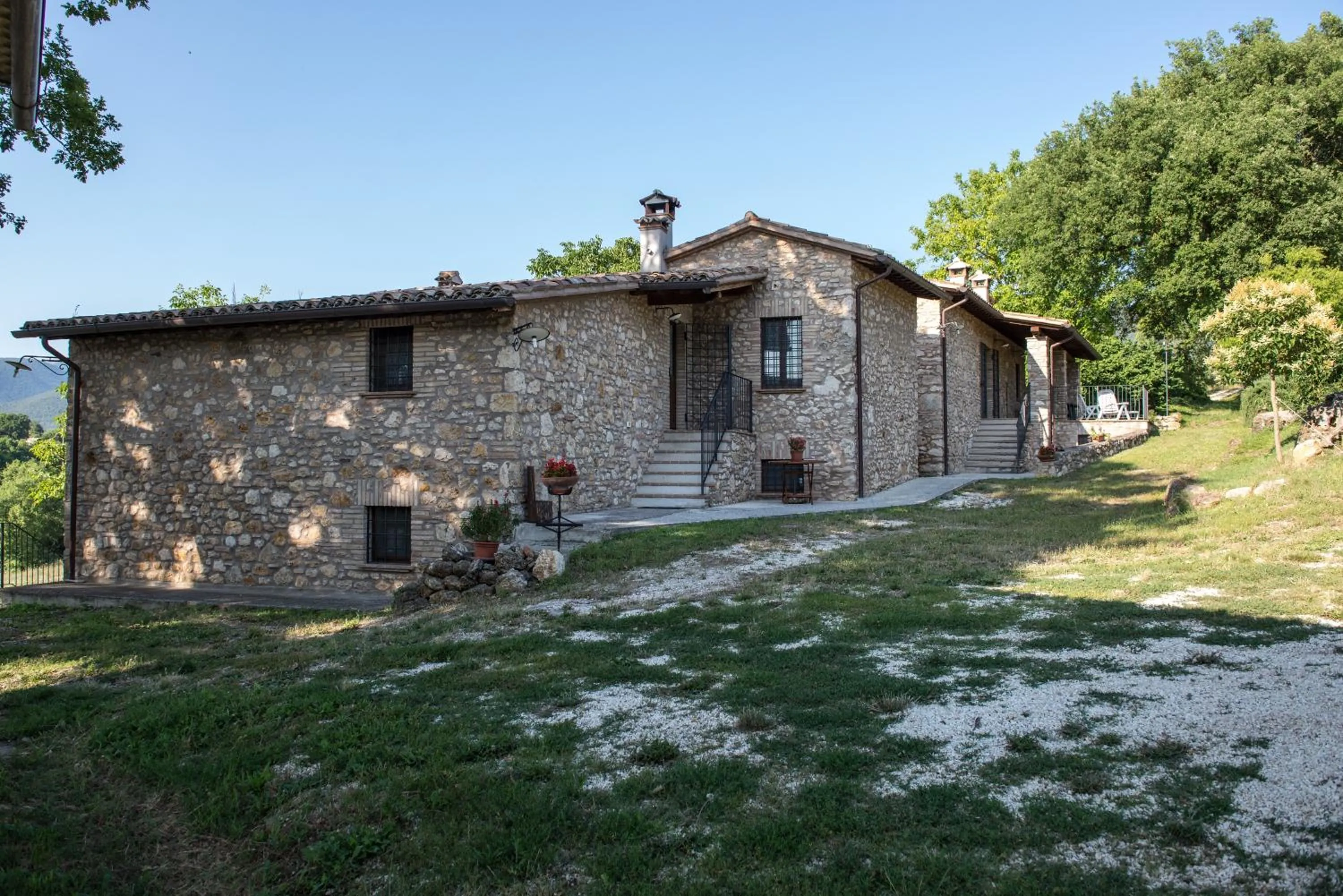 Property building in Casa Trastullo