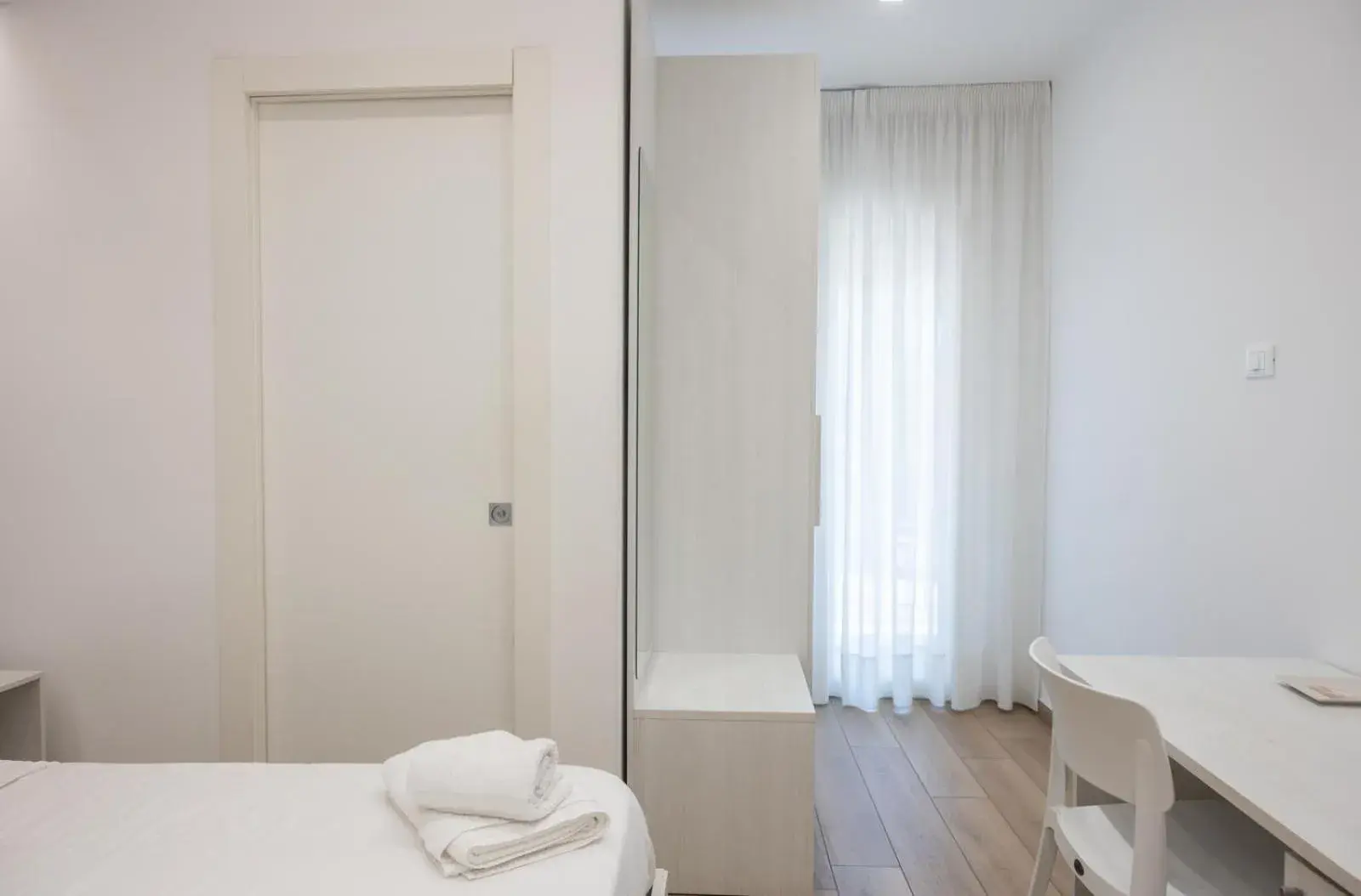 Double Room with Private Bathroom in Bed and Breakfast Al Portanova Double Room with Private Bathroom in Bed and Breakfast Al Portanova