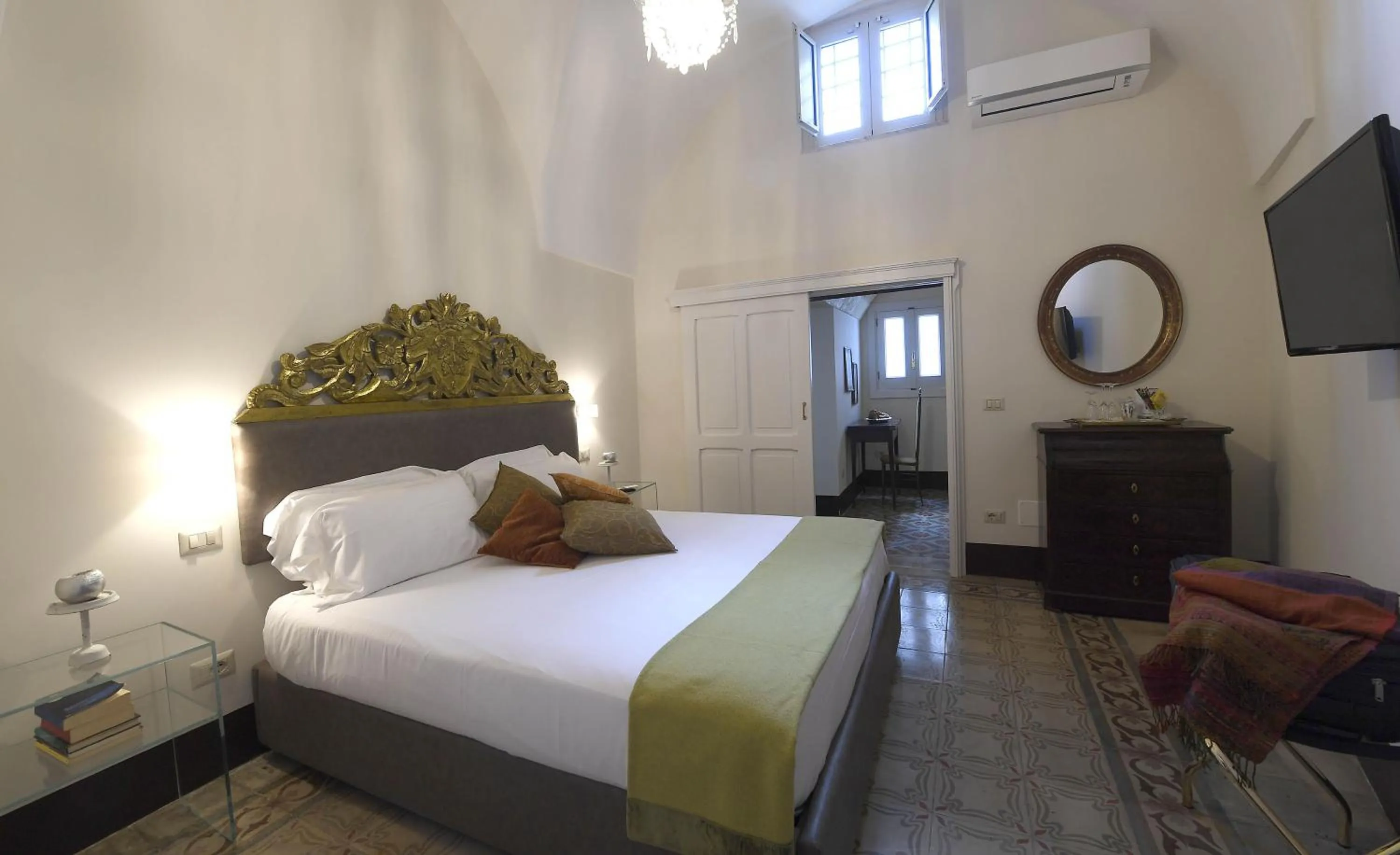 Bedroom in Palazzo Guido